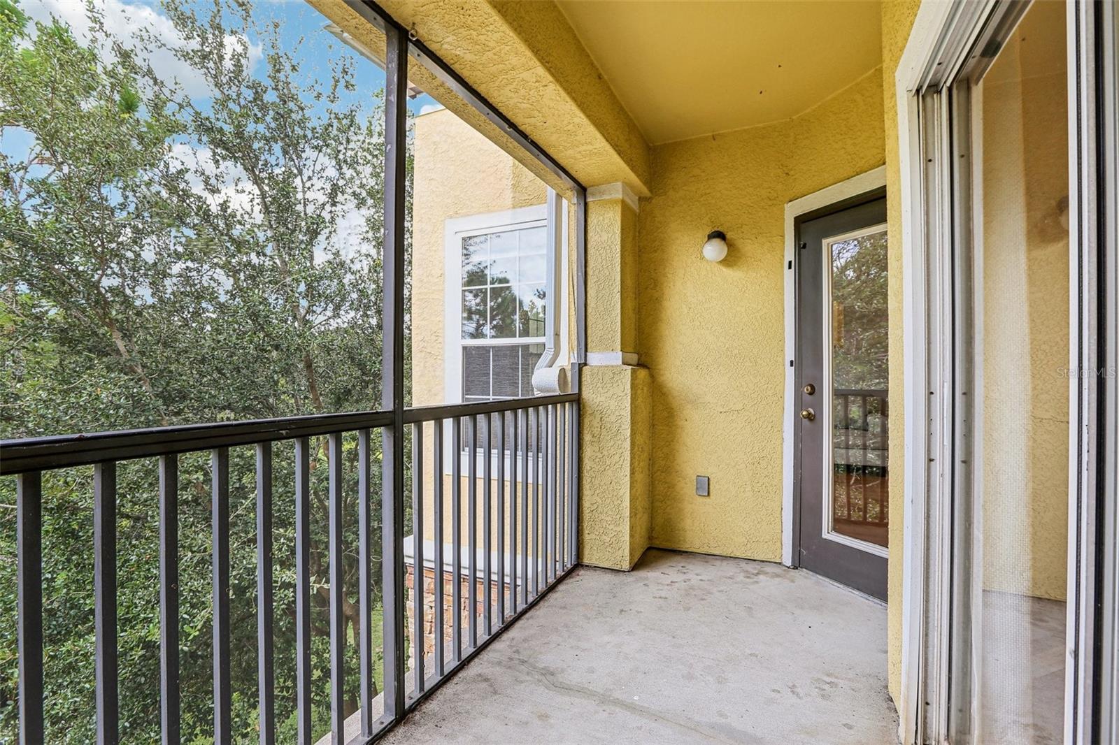 COURTNEY PALMS CONDO - Residential