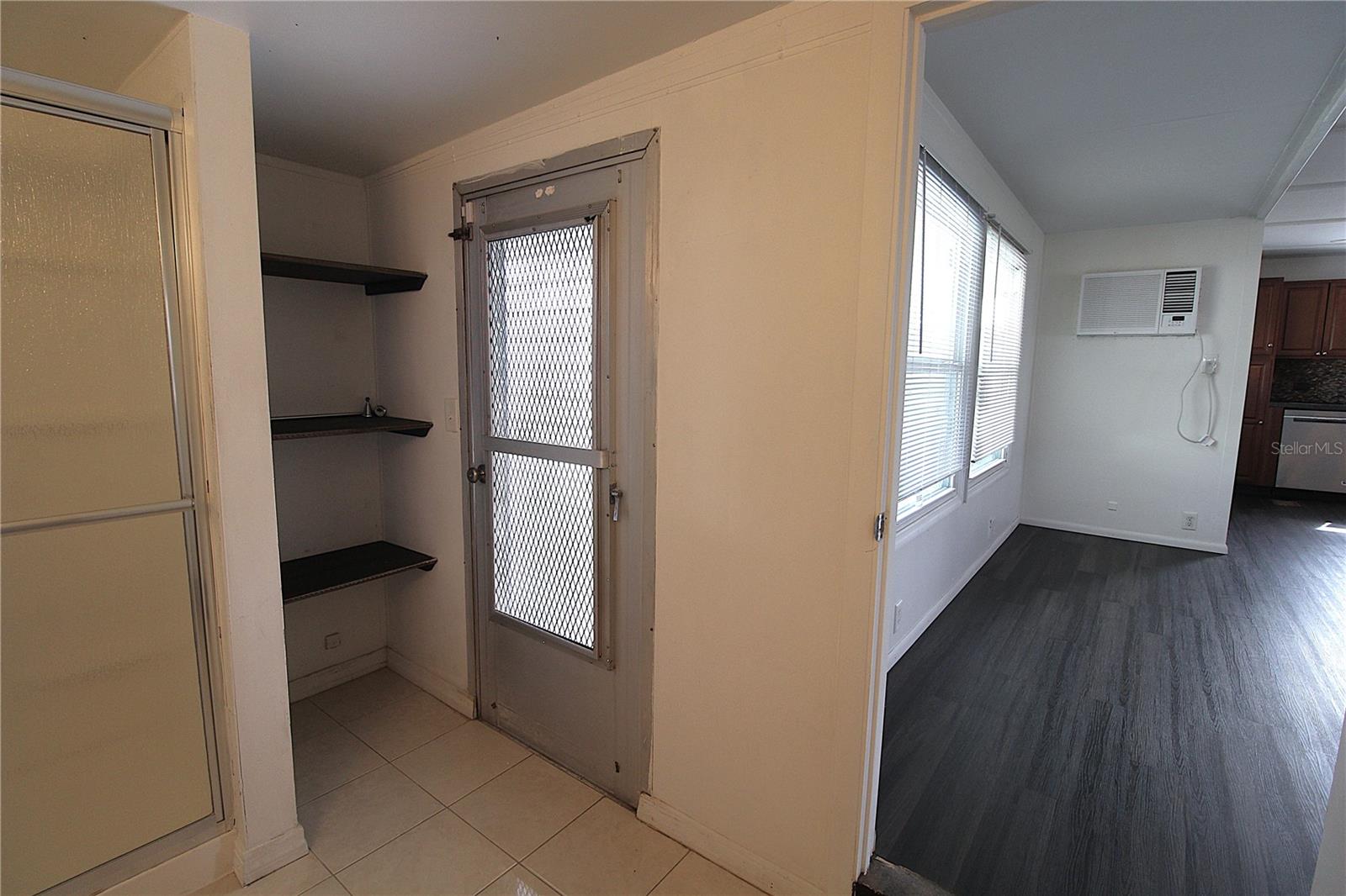 FAIR LANE ACRES THIRD ADD - Residential Lease