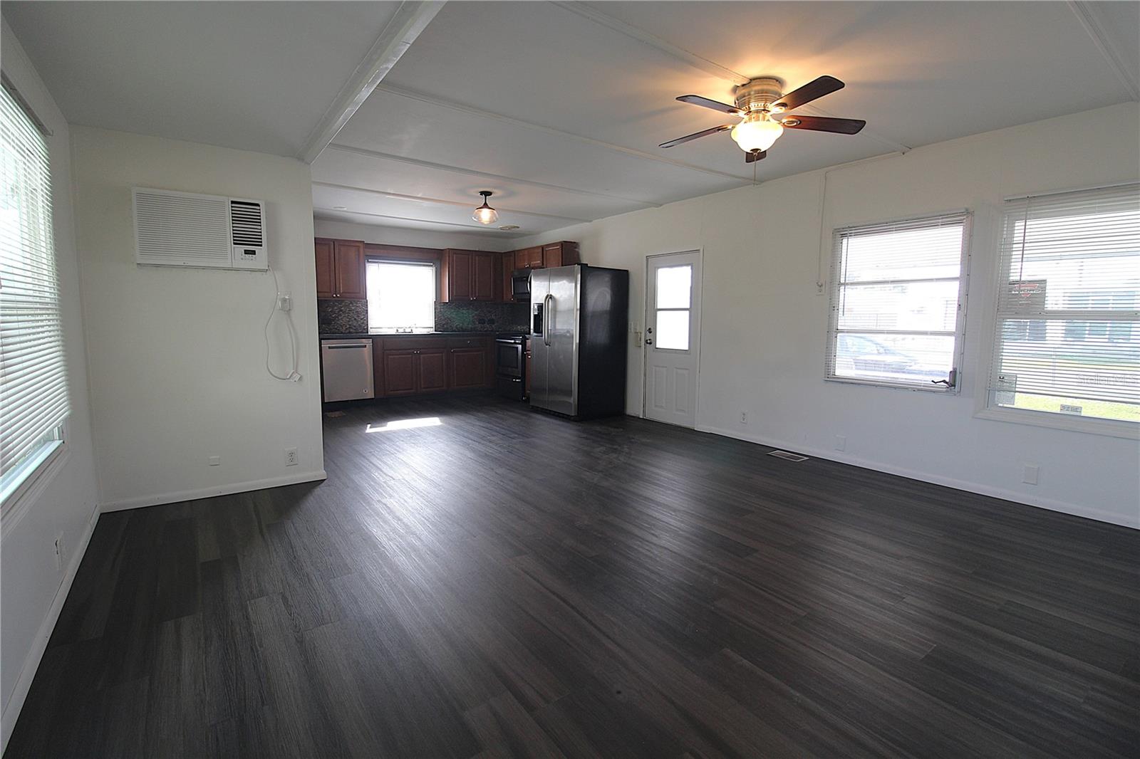 FAIR LANE ACRES THIRD ADD - Residential Lease