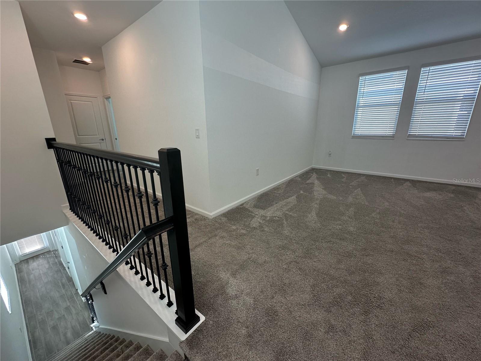 WATERSIDE/JOHNS LAKE PH 2C - Residential Lease