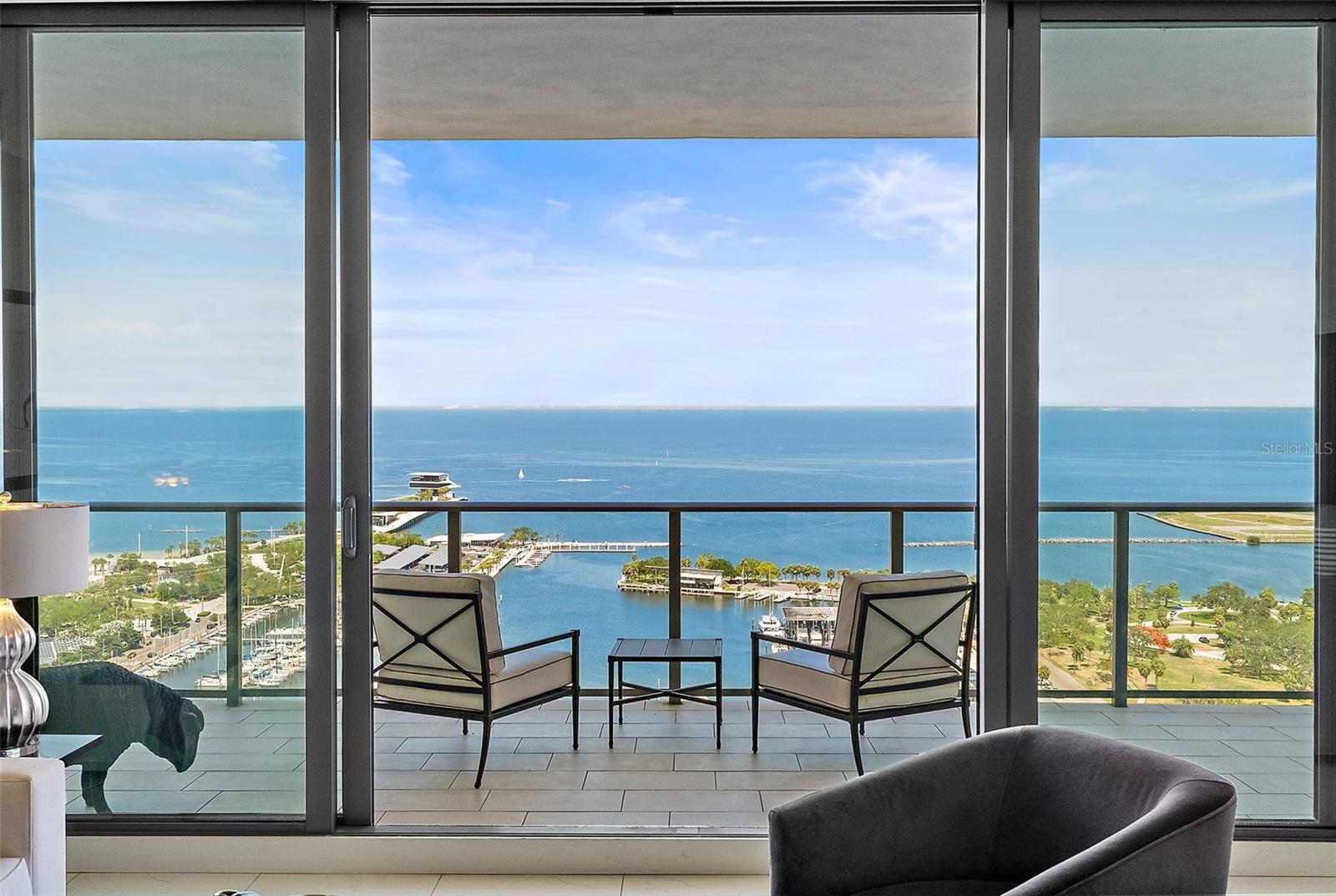 ONE ST. PETERSBURG - Residential