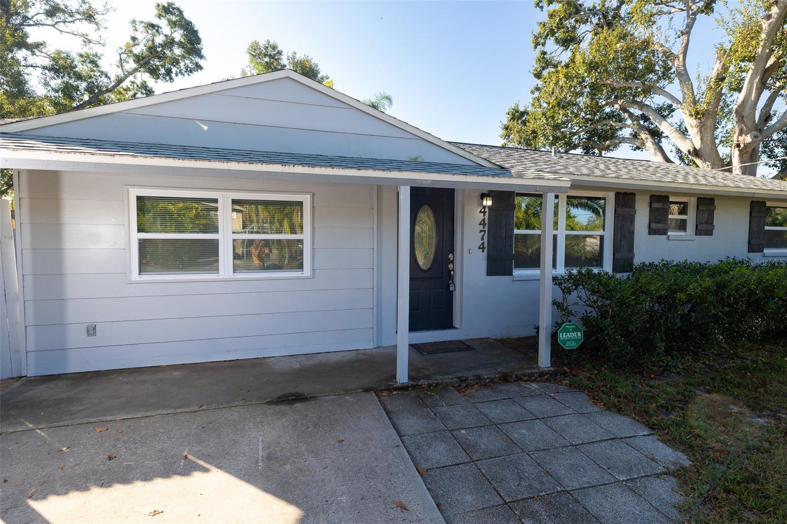 KLEIN TERRACE - Residential