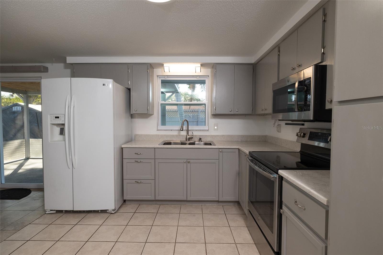 KLEIN TERRACE - Residential