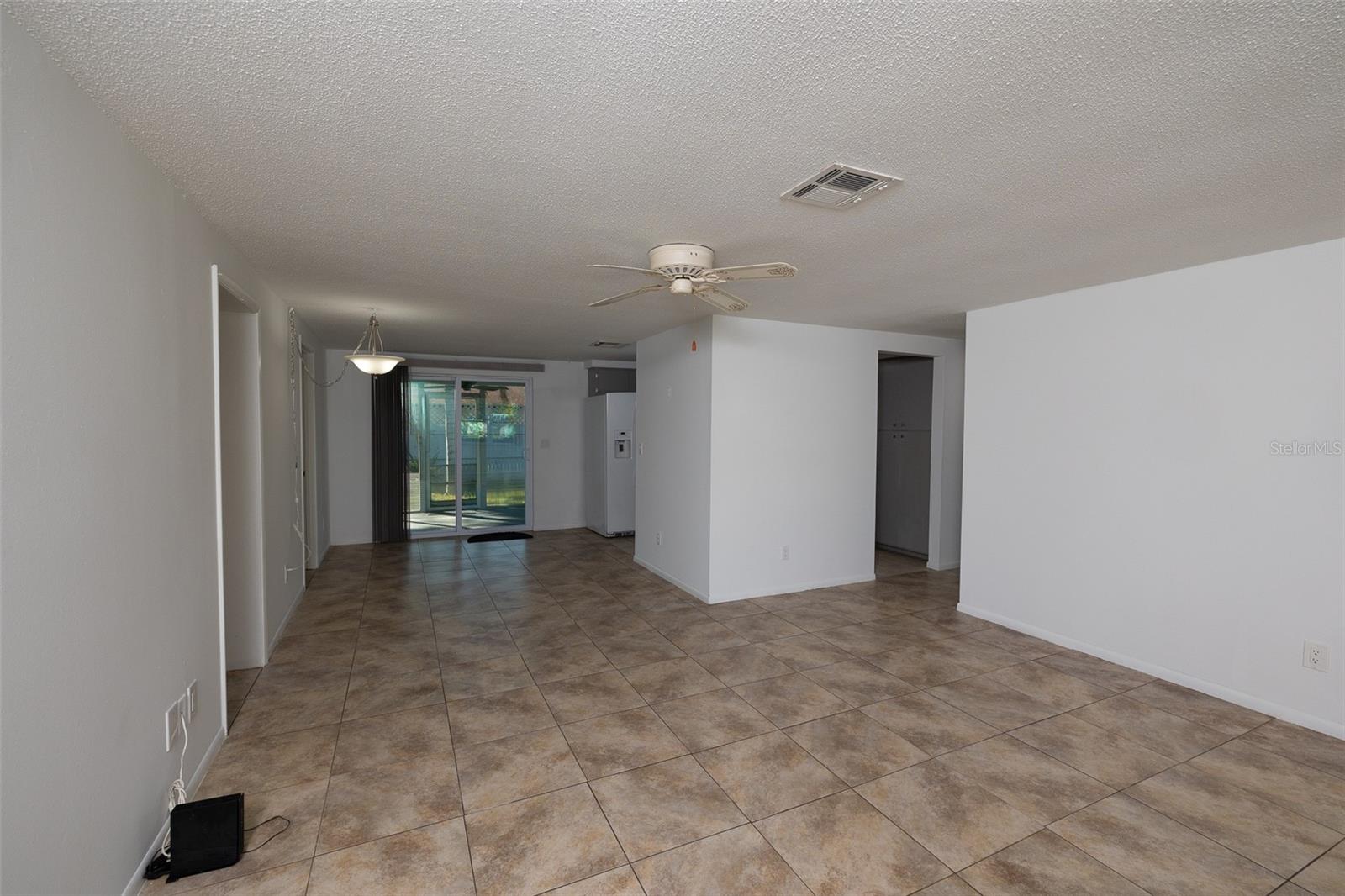 KLEIN TERRACE - Residential