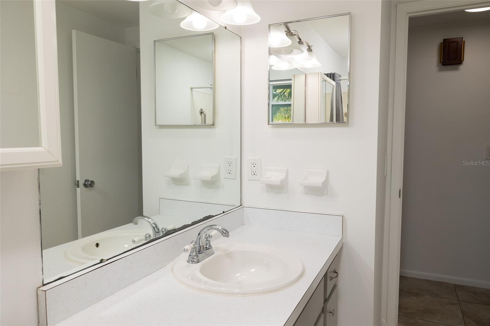 KLEIN TERRACE - Residential