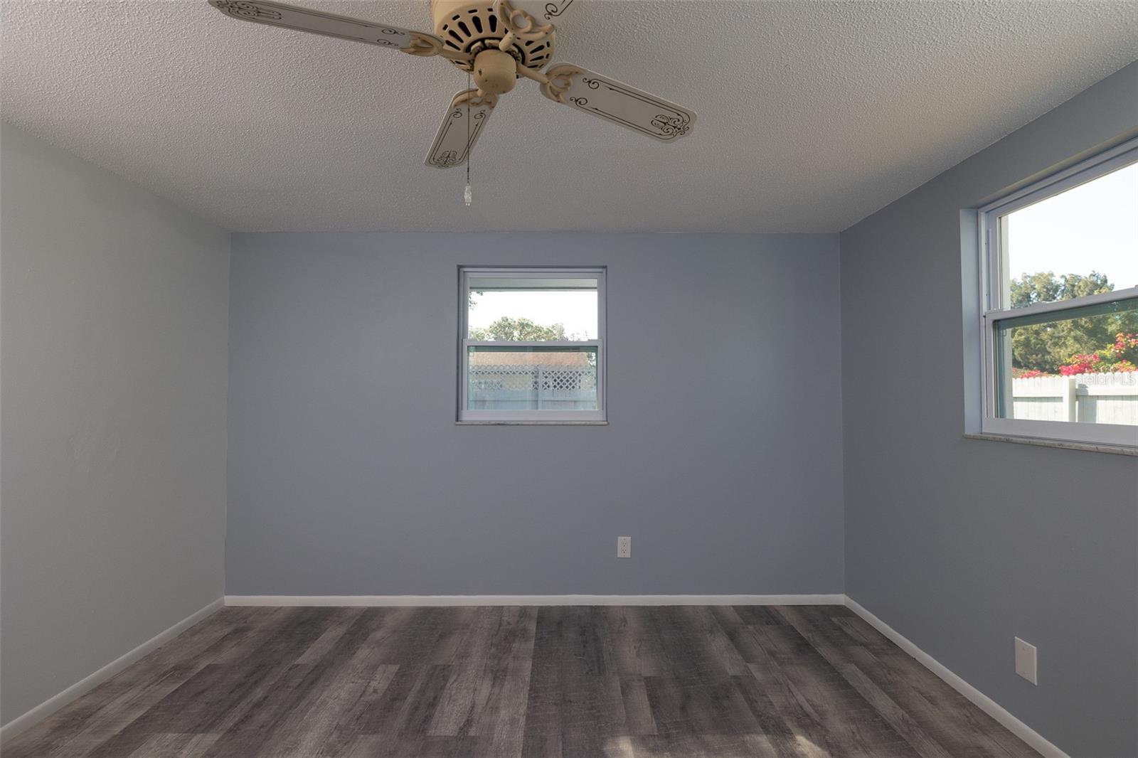 KLEIN TERRACE - Residential