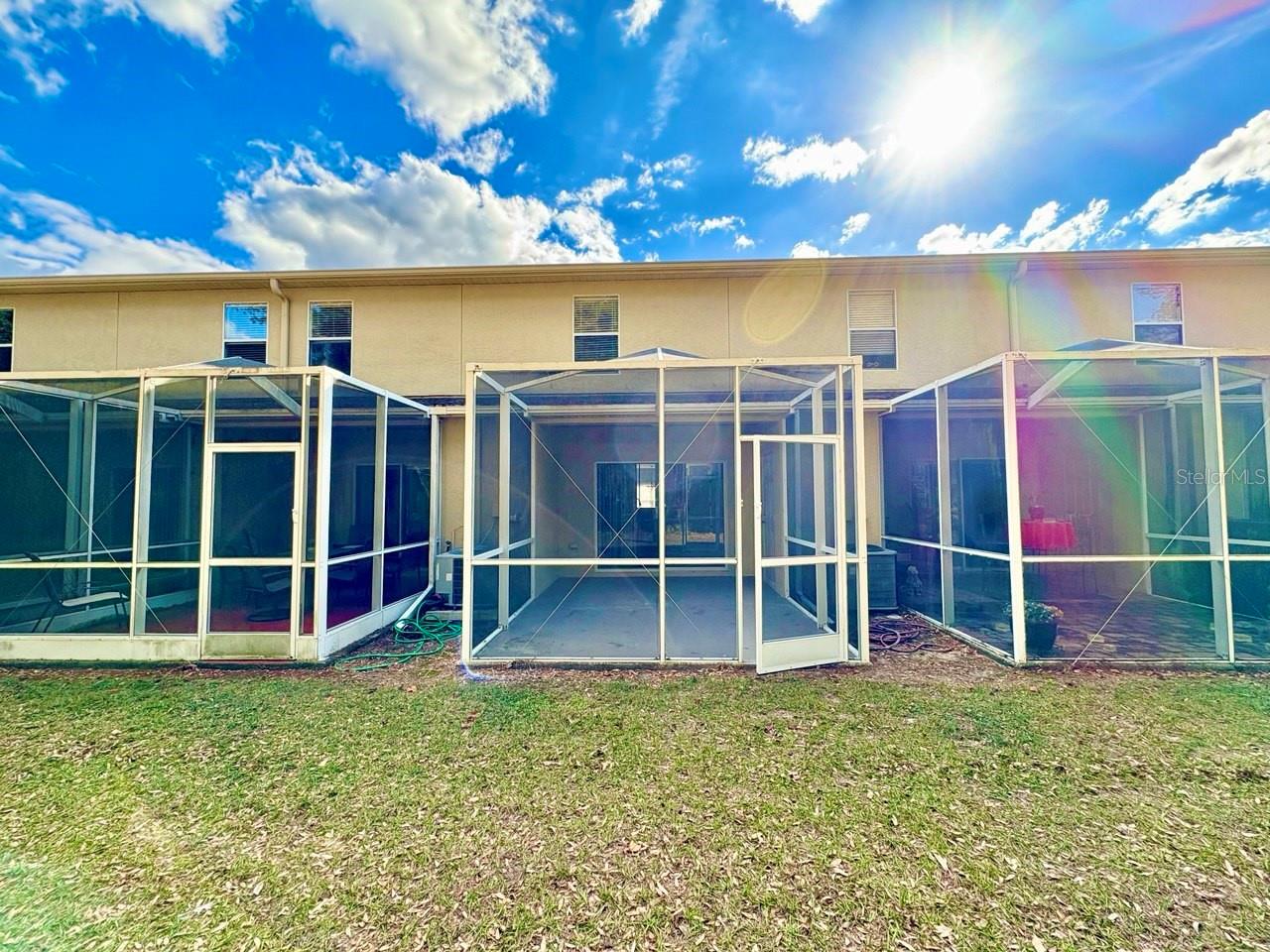 LONE STAR TWNHMS - Residential Lease