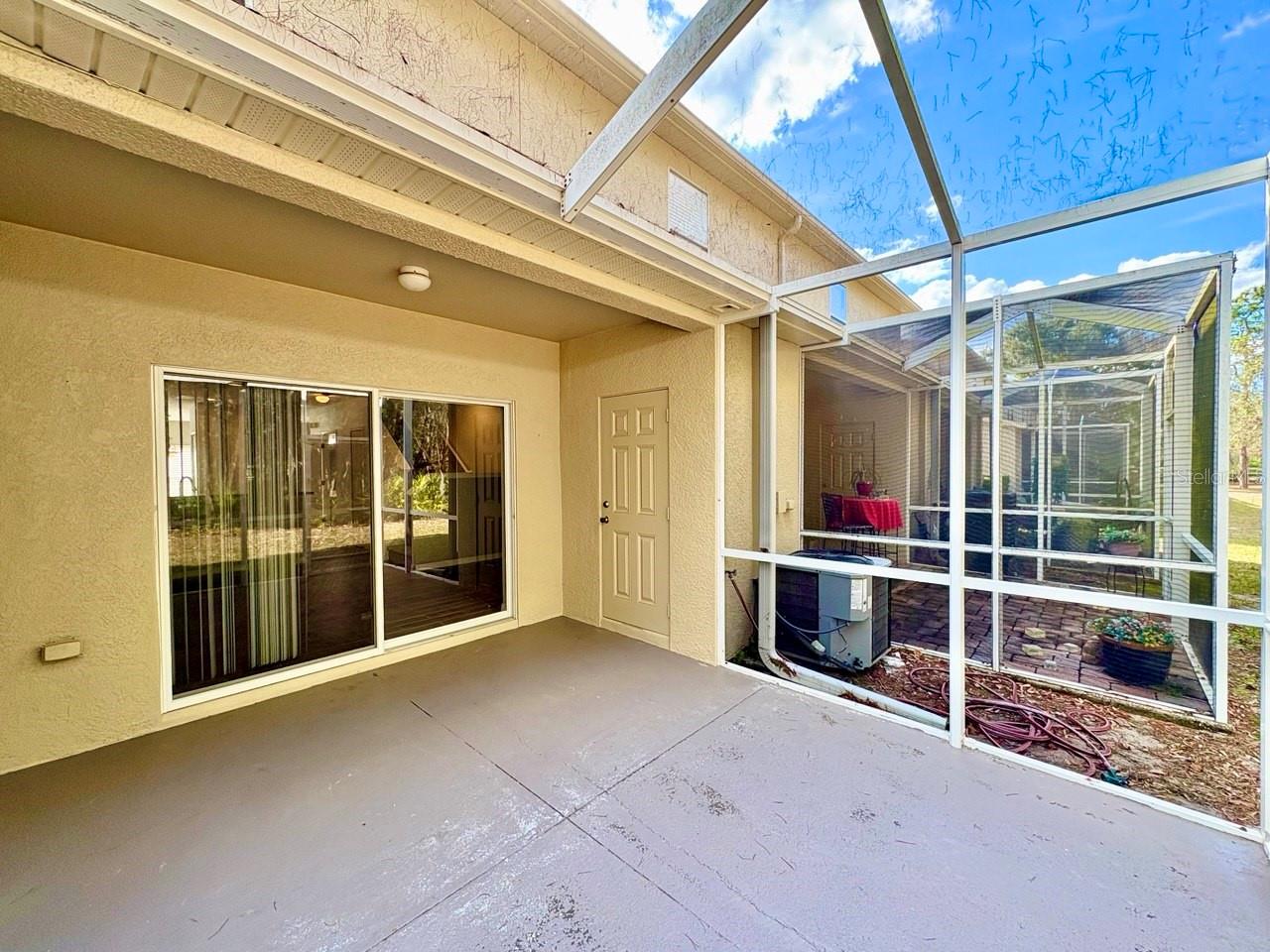 LONE STAR TWNHMS - Residential Lease