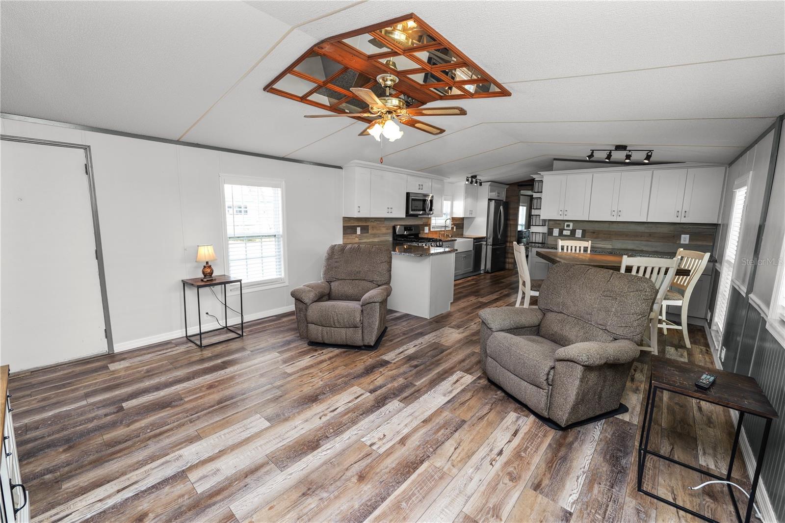 MOUNT OLIVE SHORES PH 01 - Residential