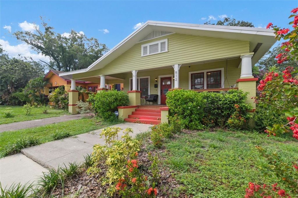 Photo of 812 W River Heights Avenue, Tampa, FL 33603 (MLS # TB8428845)