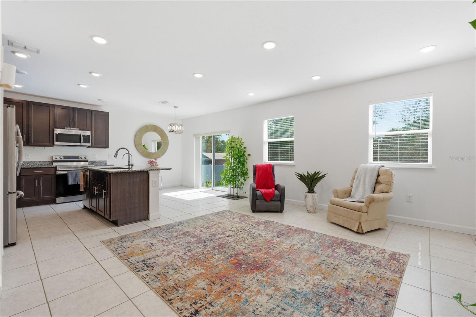 SPRING HILL - Residential