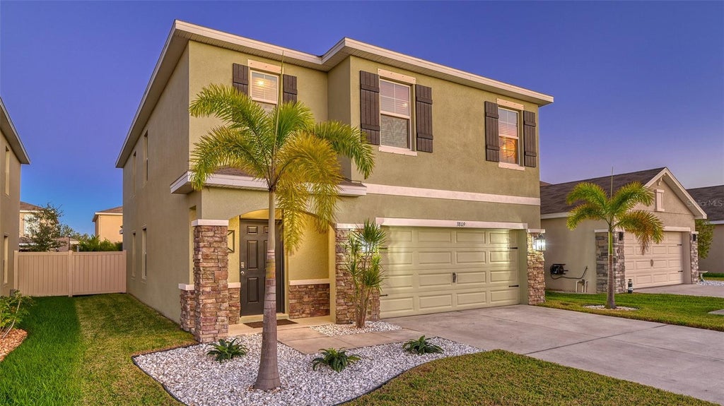 Photo of 3809 Golden Oriole Parkway, Sarasota, FL 34232 (MLS # A4706992)