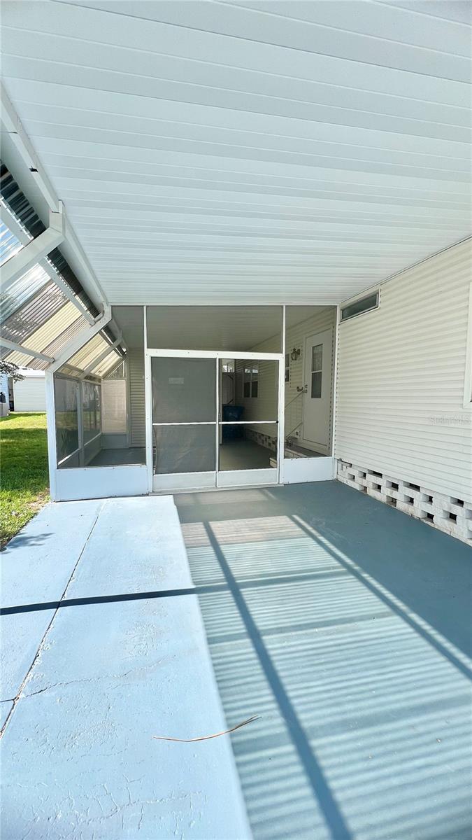 1100 BELCHER ROAD S 751