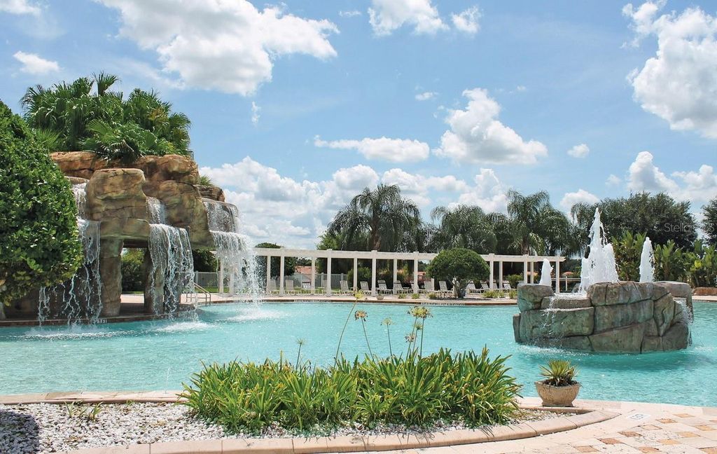 Photo of 10075 Lake Miona Way, Oxford, FL 34484 (MLS # G5111234)