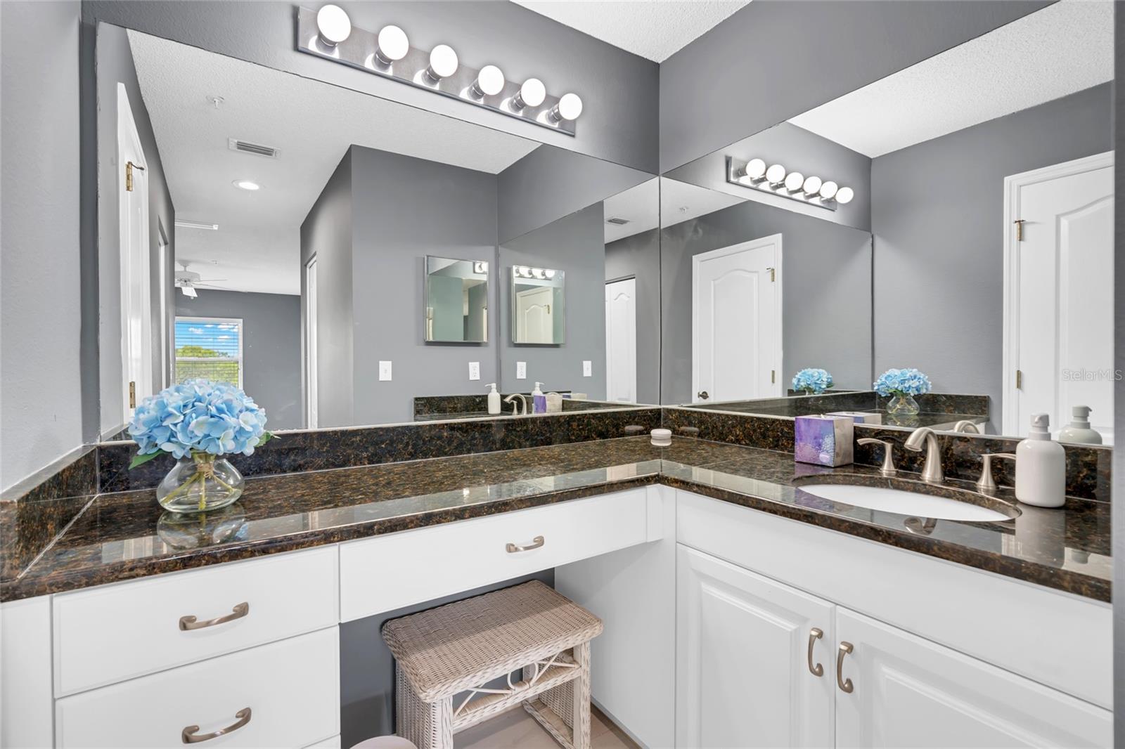STONEYBROOK TERRACE 1 - Residential