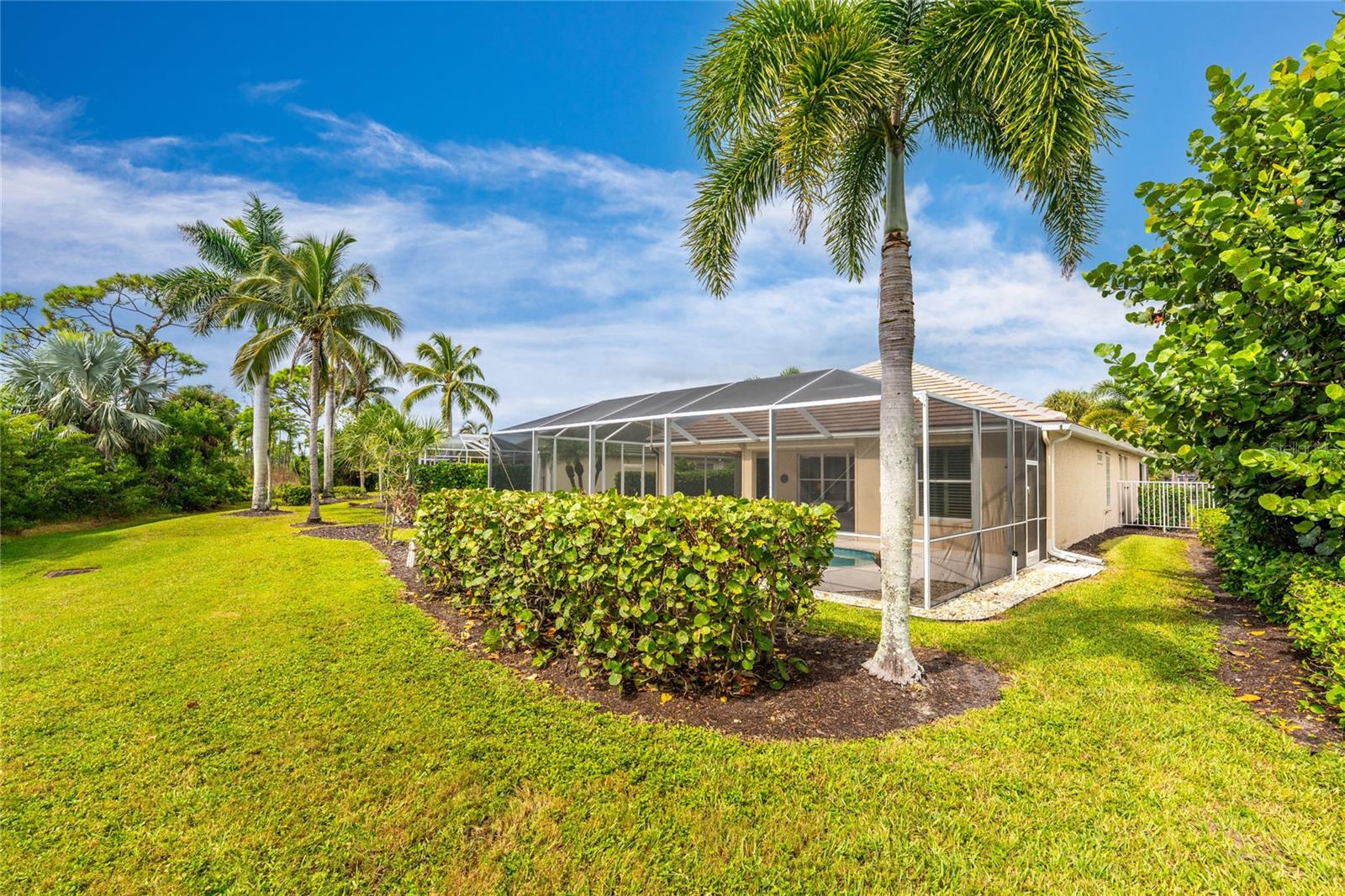 COURTSIDE LANDINGS - Residential