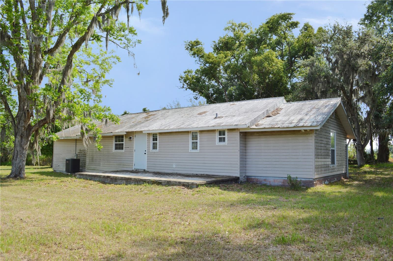 11141 REX HUNTER LANE