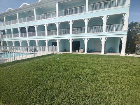 11723 1ST STREET E TREASURE ISLAND FL 33706