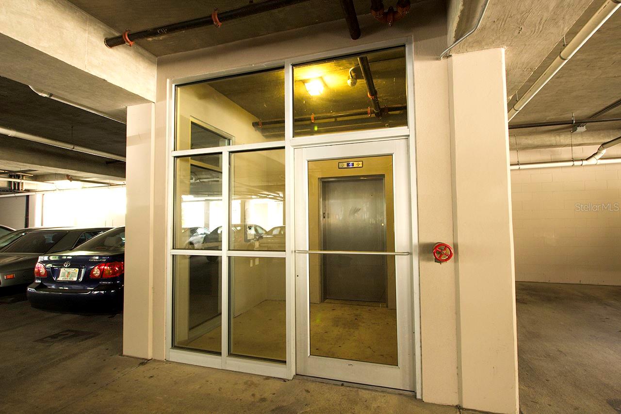 OXFORD TERRACE - Residential