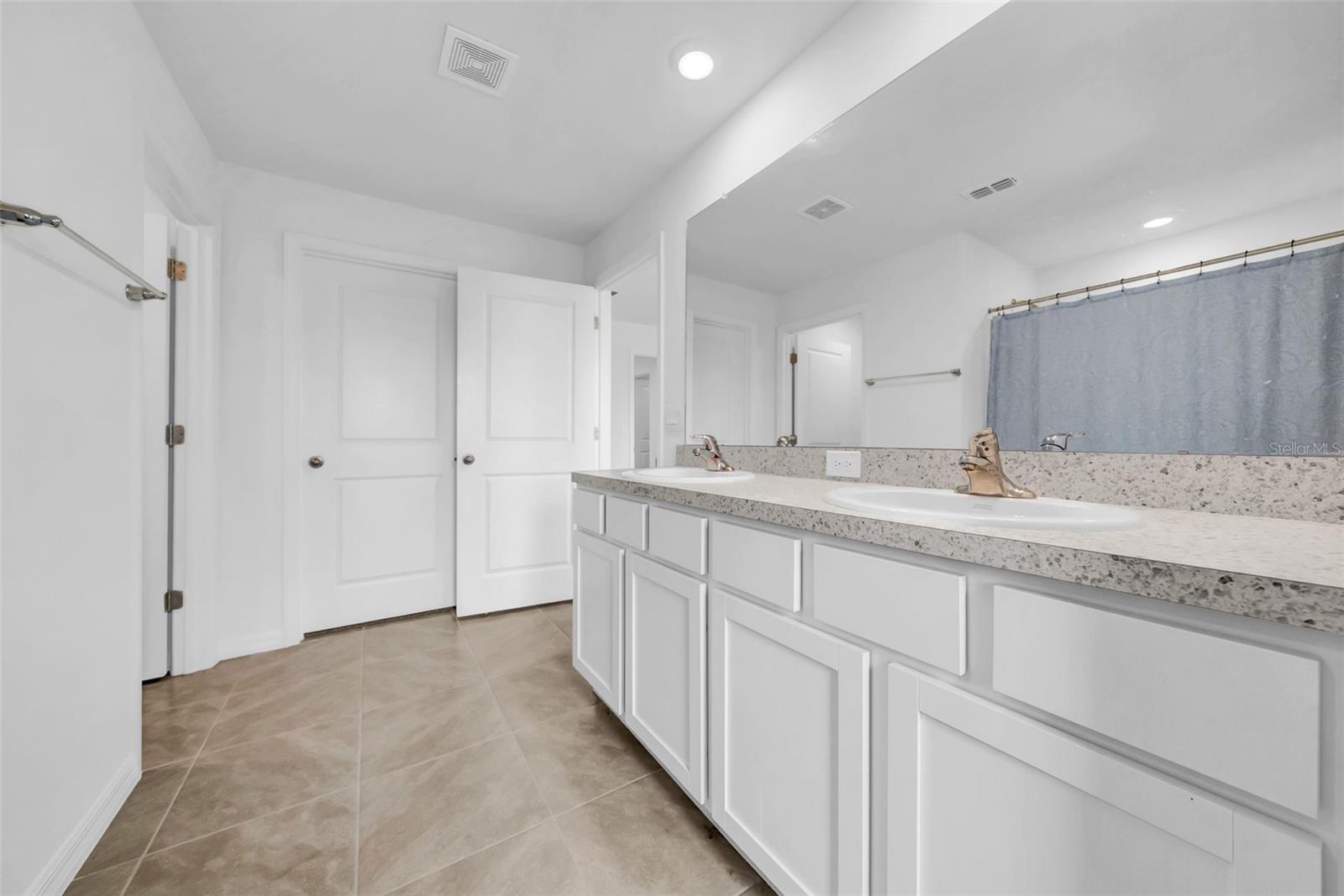 PINE CREEK - Residential Lease