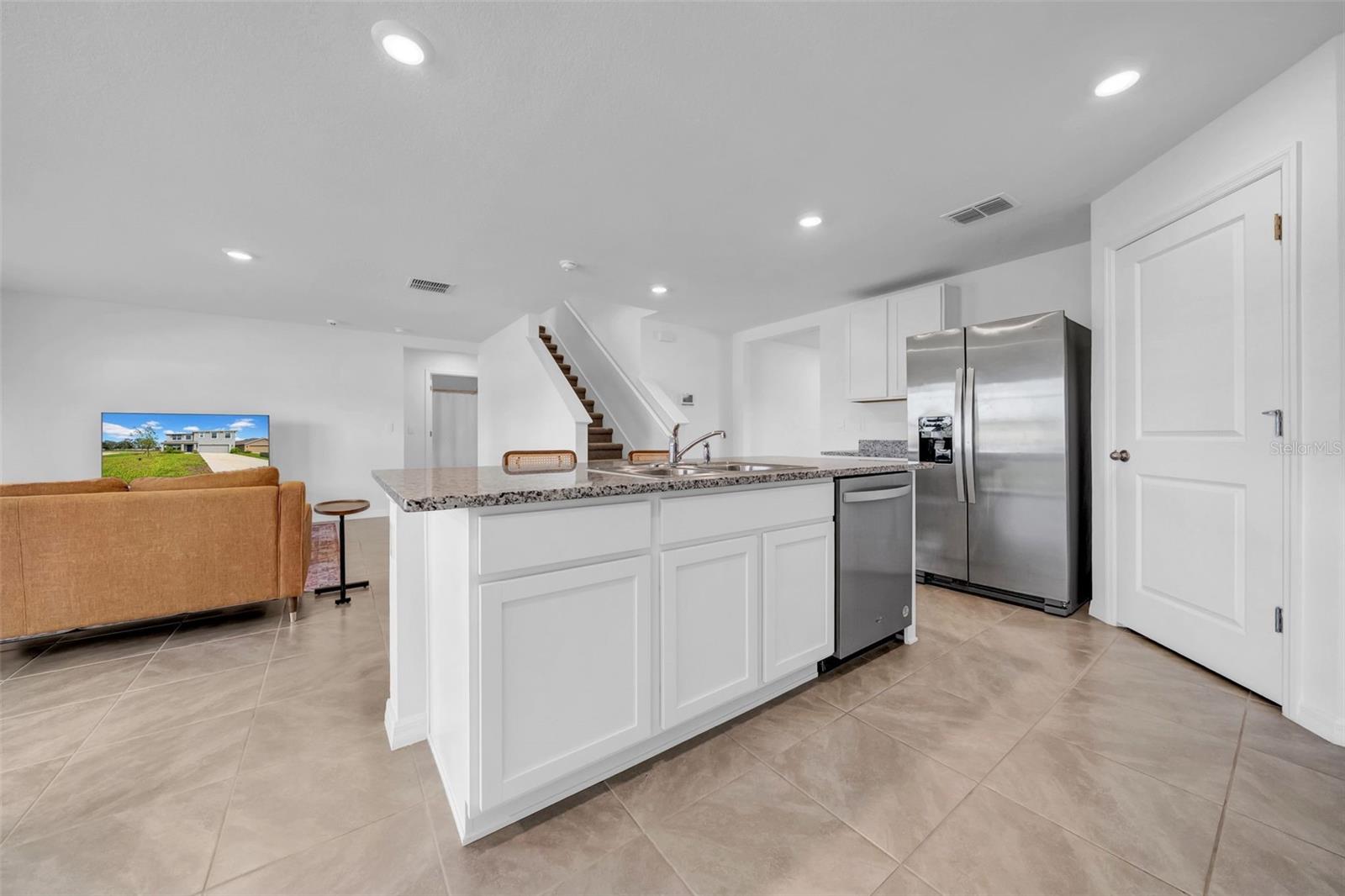 PINE CREEK - Residential Lease