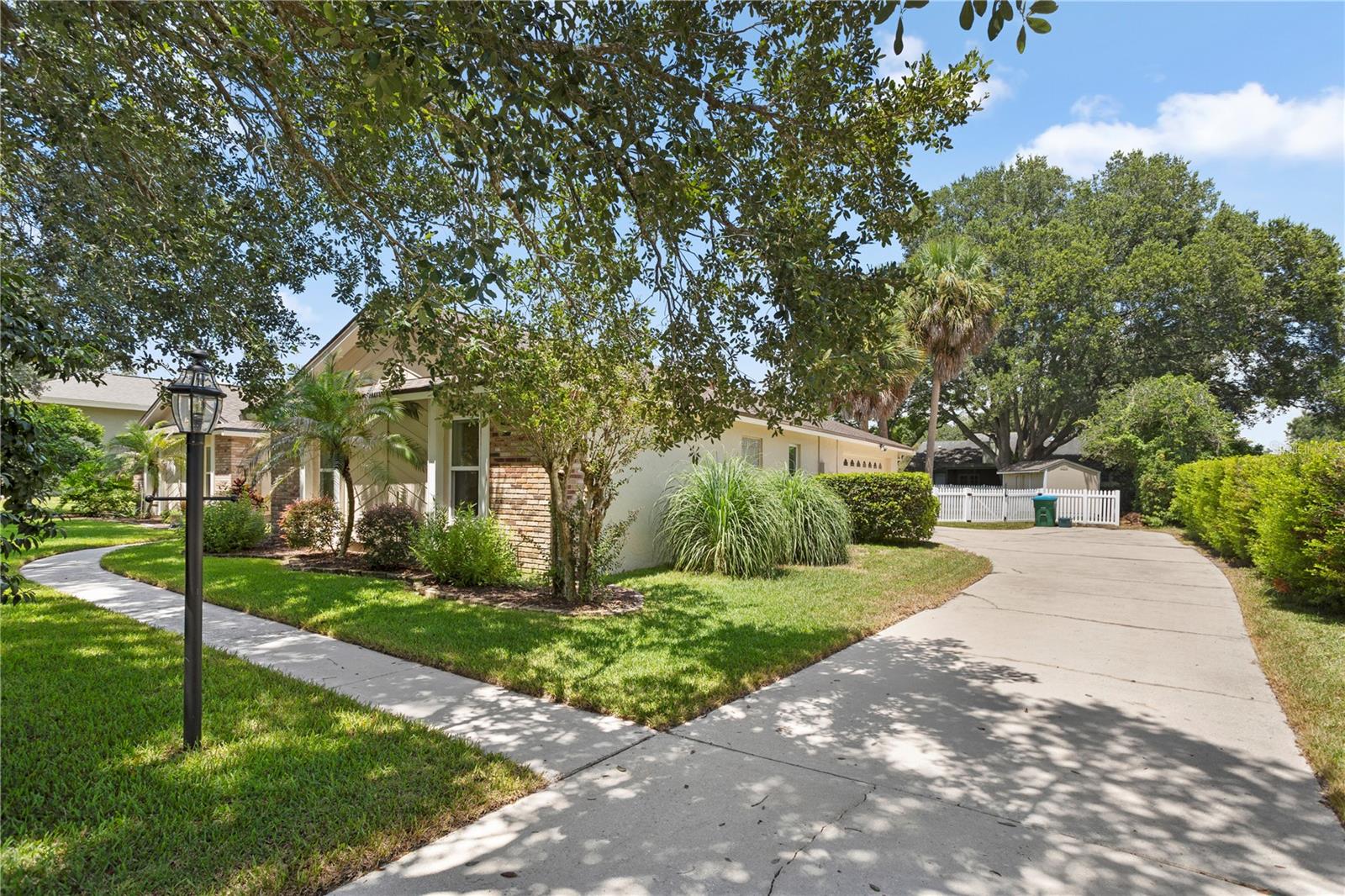 1388 YELLOW PINE COURT