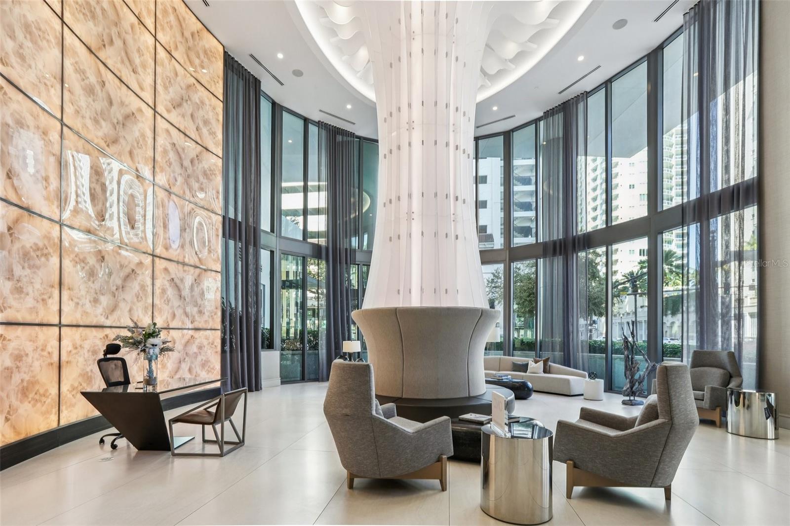 100 1ST AVENUE N 3806