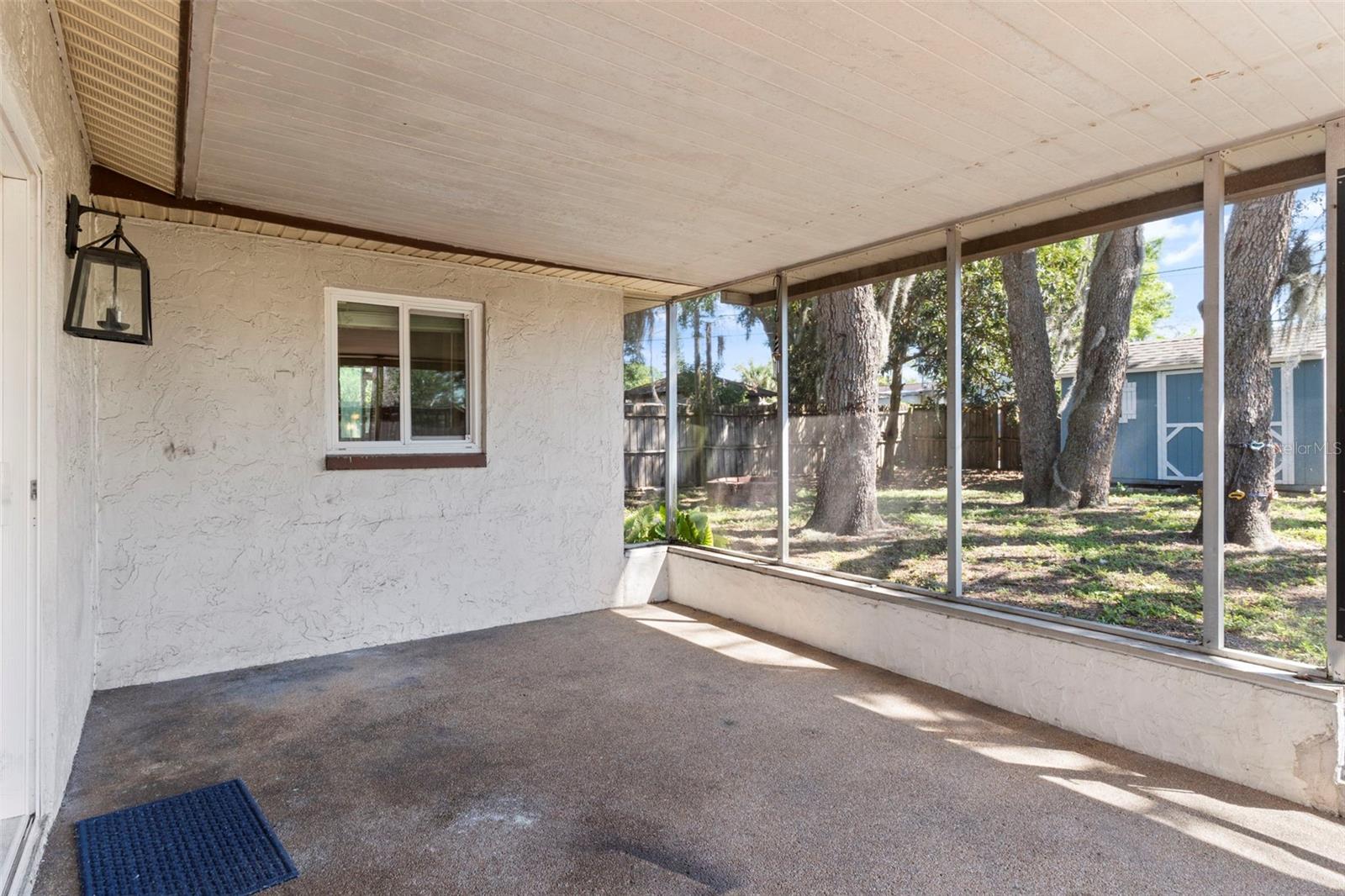 TEMPLE TERRACE MANOR - Residential