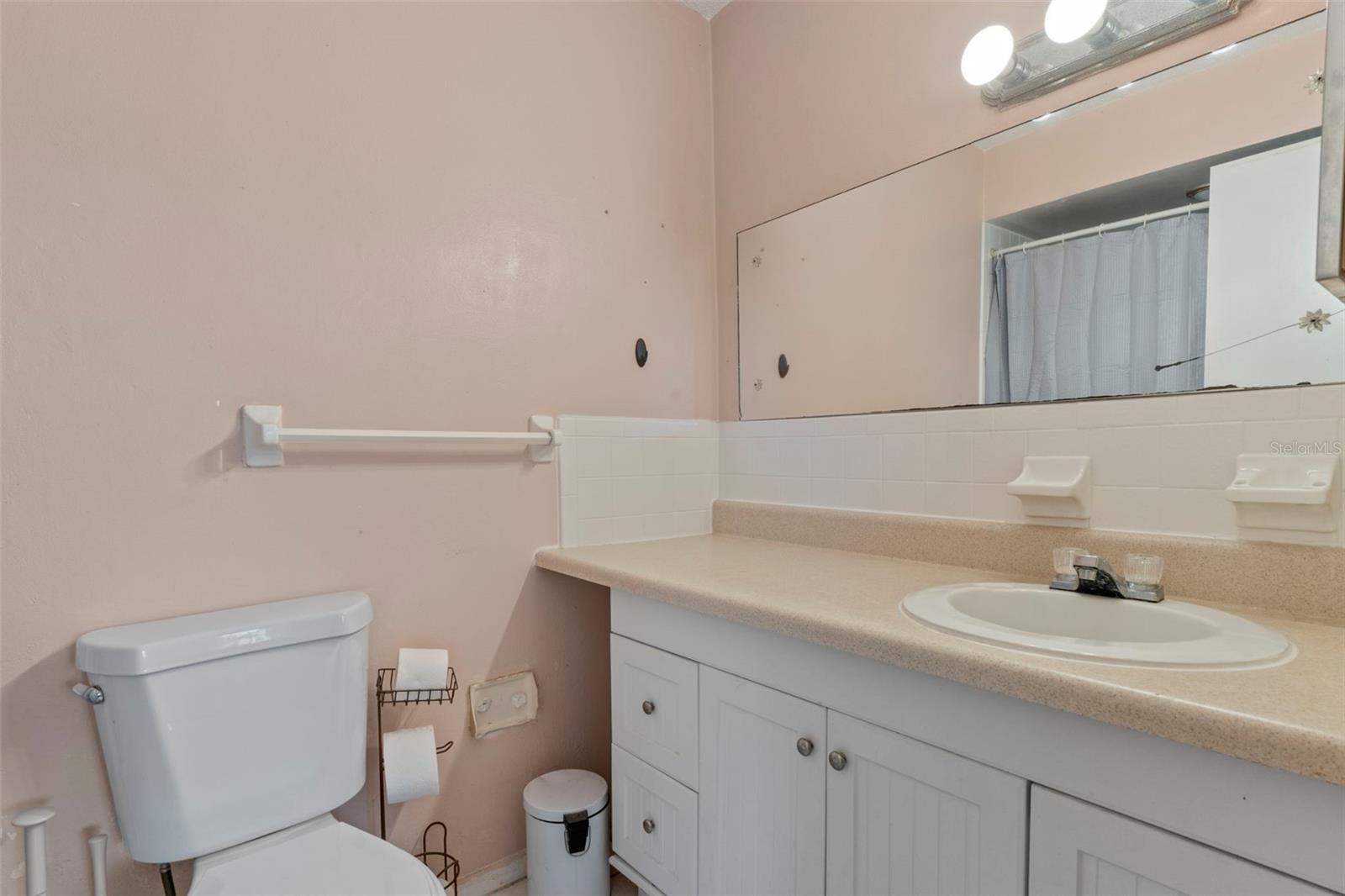 TEMPLE TERRACE MANOR - Residential