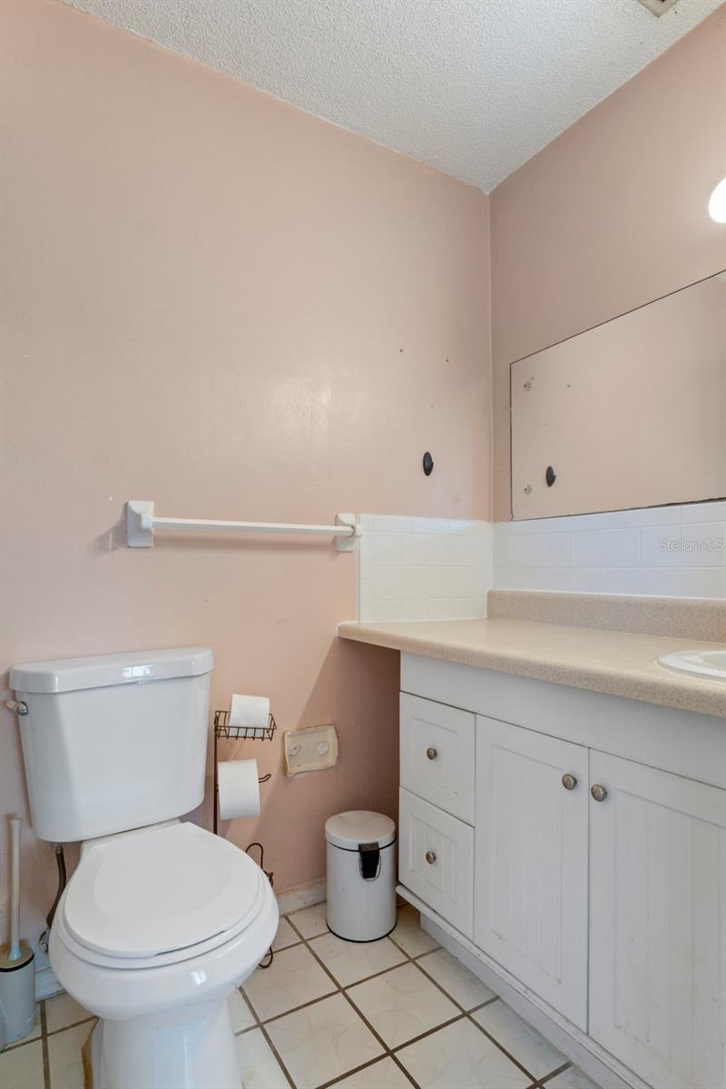 TEMPLE TERRACE MANOR - Residential