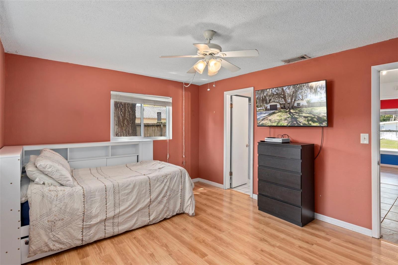 TEMPLE TERRACE MANOR - Residential