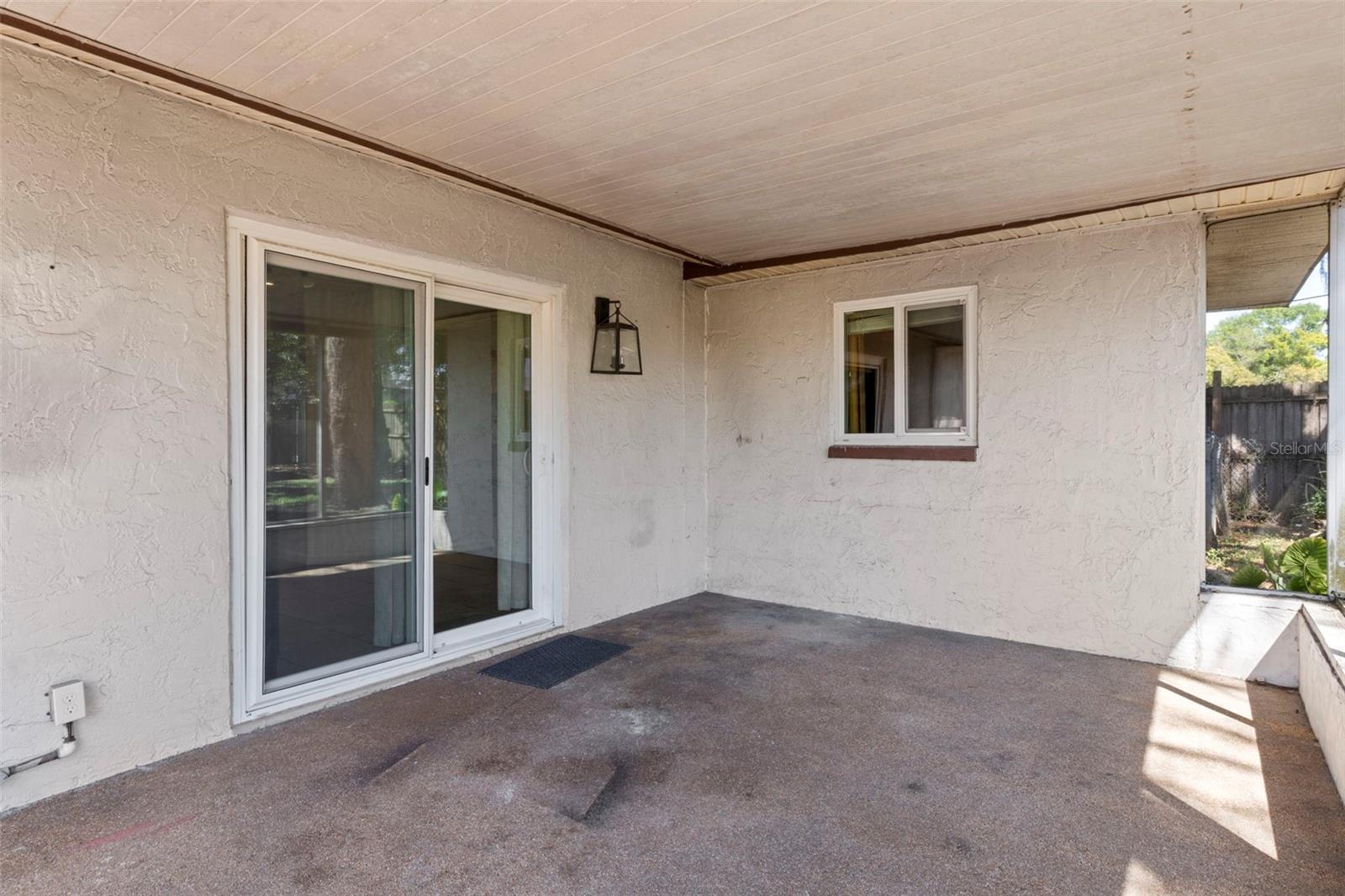 TEMPLE TERRACE MANOR - Residential