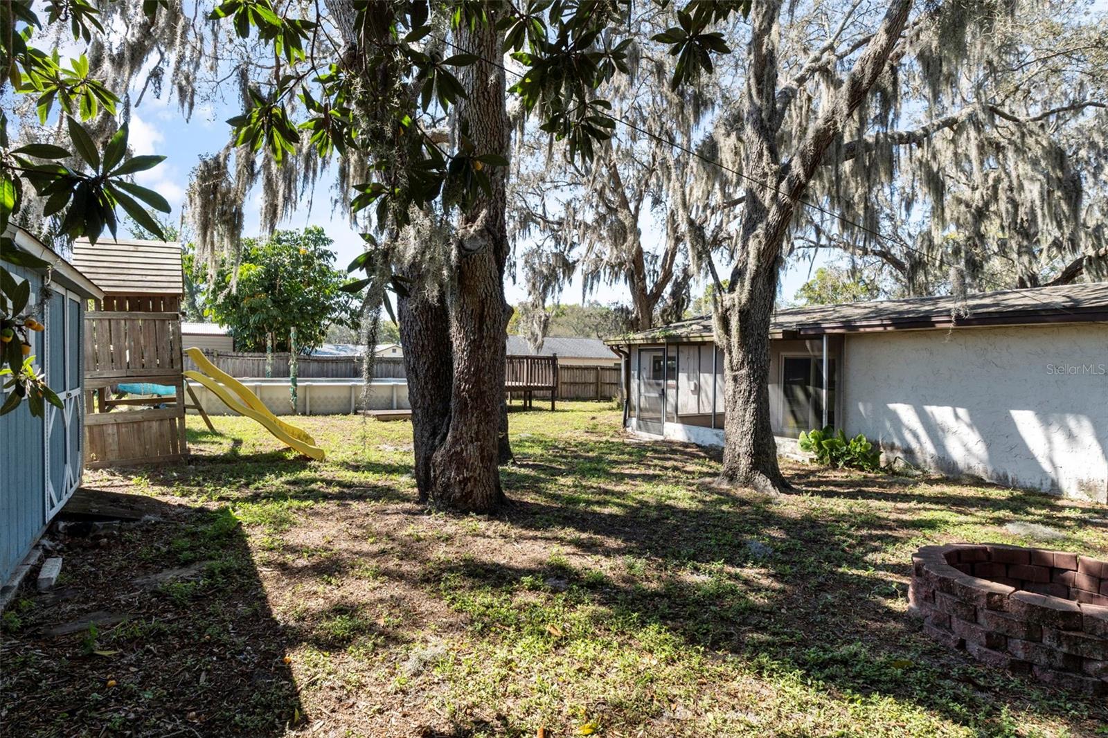 TEMPLE TERRACE MANOR - Residential