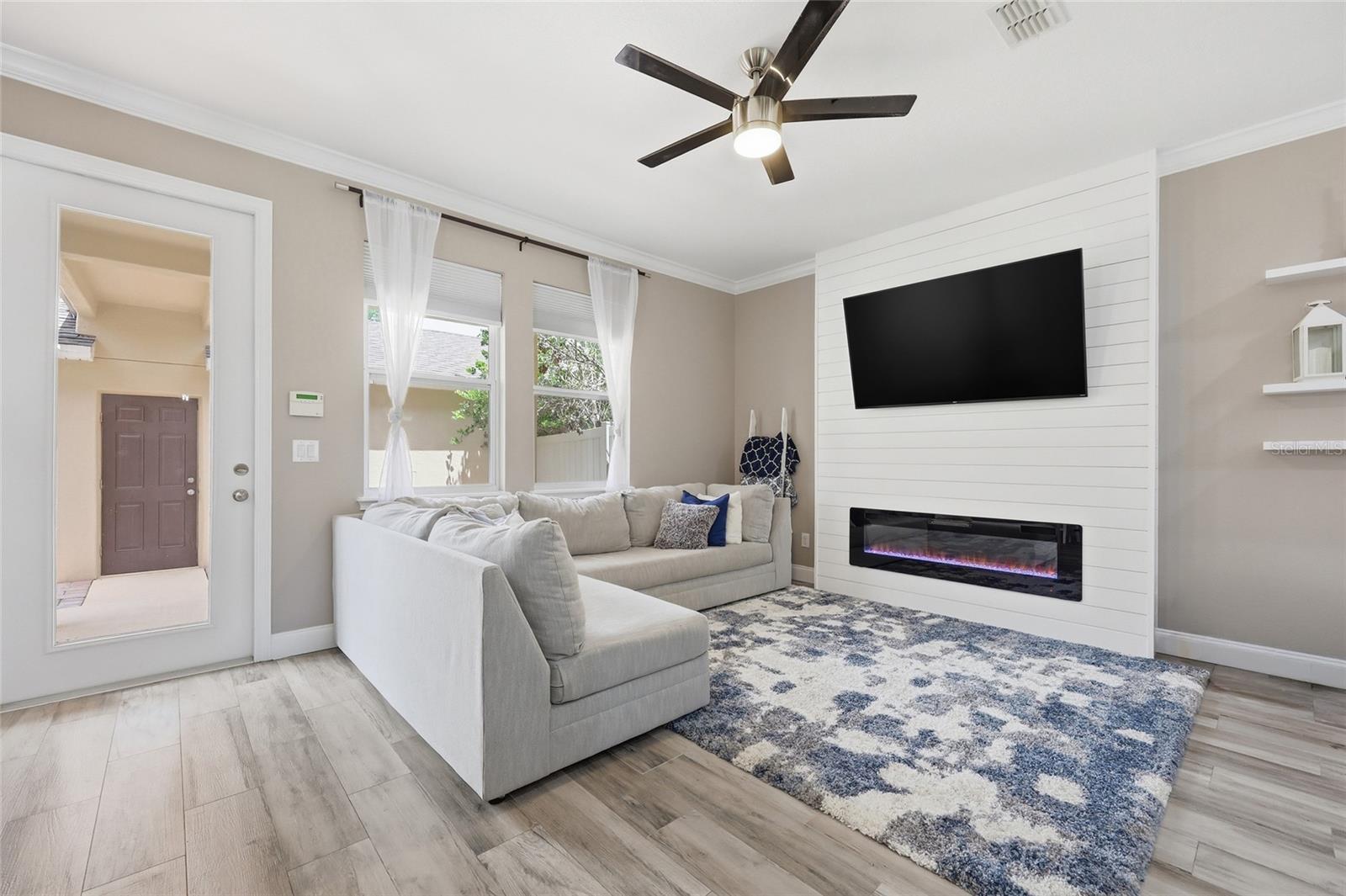 SAVANNAH PARK - Residential