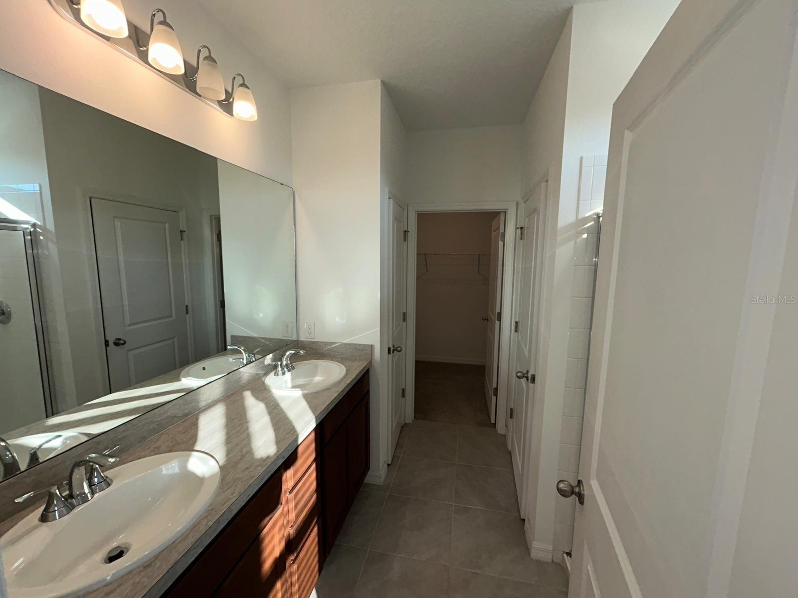 SAN SEBASTIAN RESERVE - Residential Lease