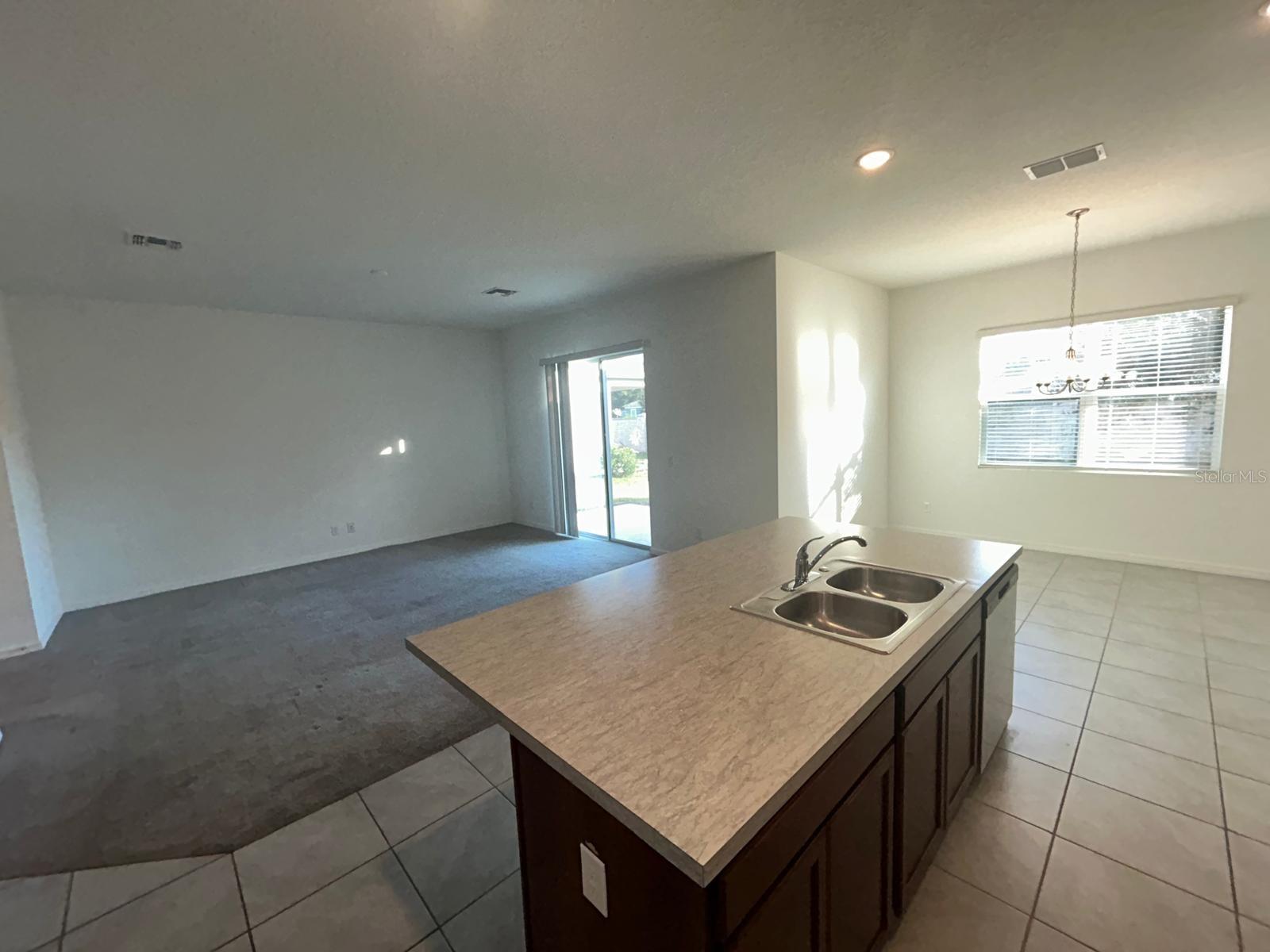 SAN SEBASTIAN RESERVE - Residential Lease