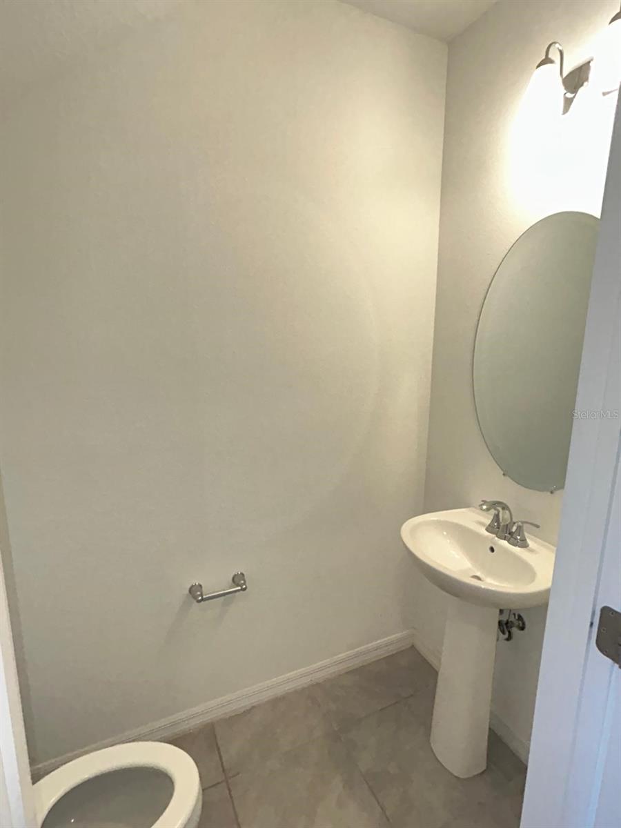 SAN SEBASTIAN RESERVE - Residential Lease