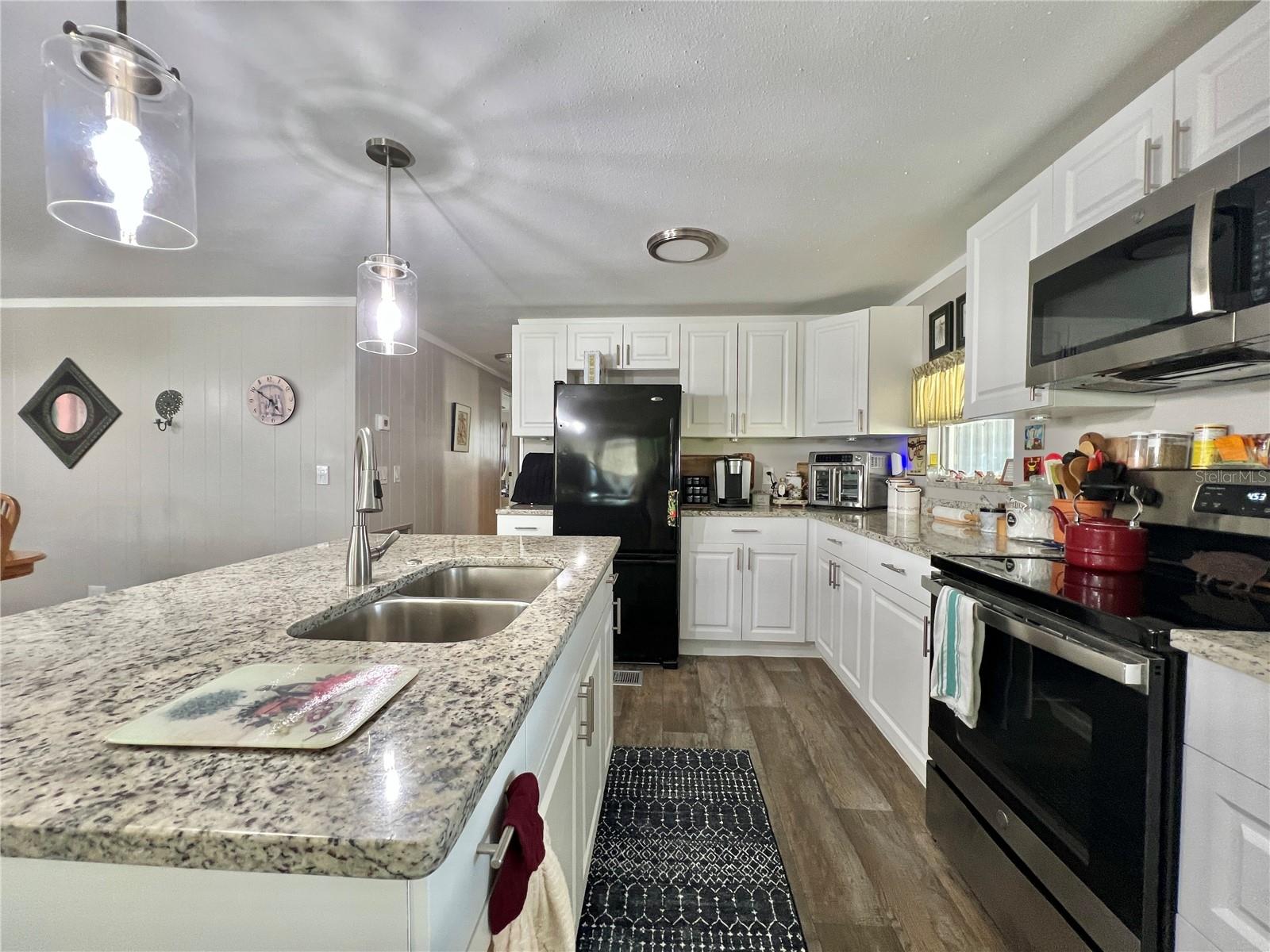 HAWTHORNE AT LEESBURG A COOP - Residential