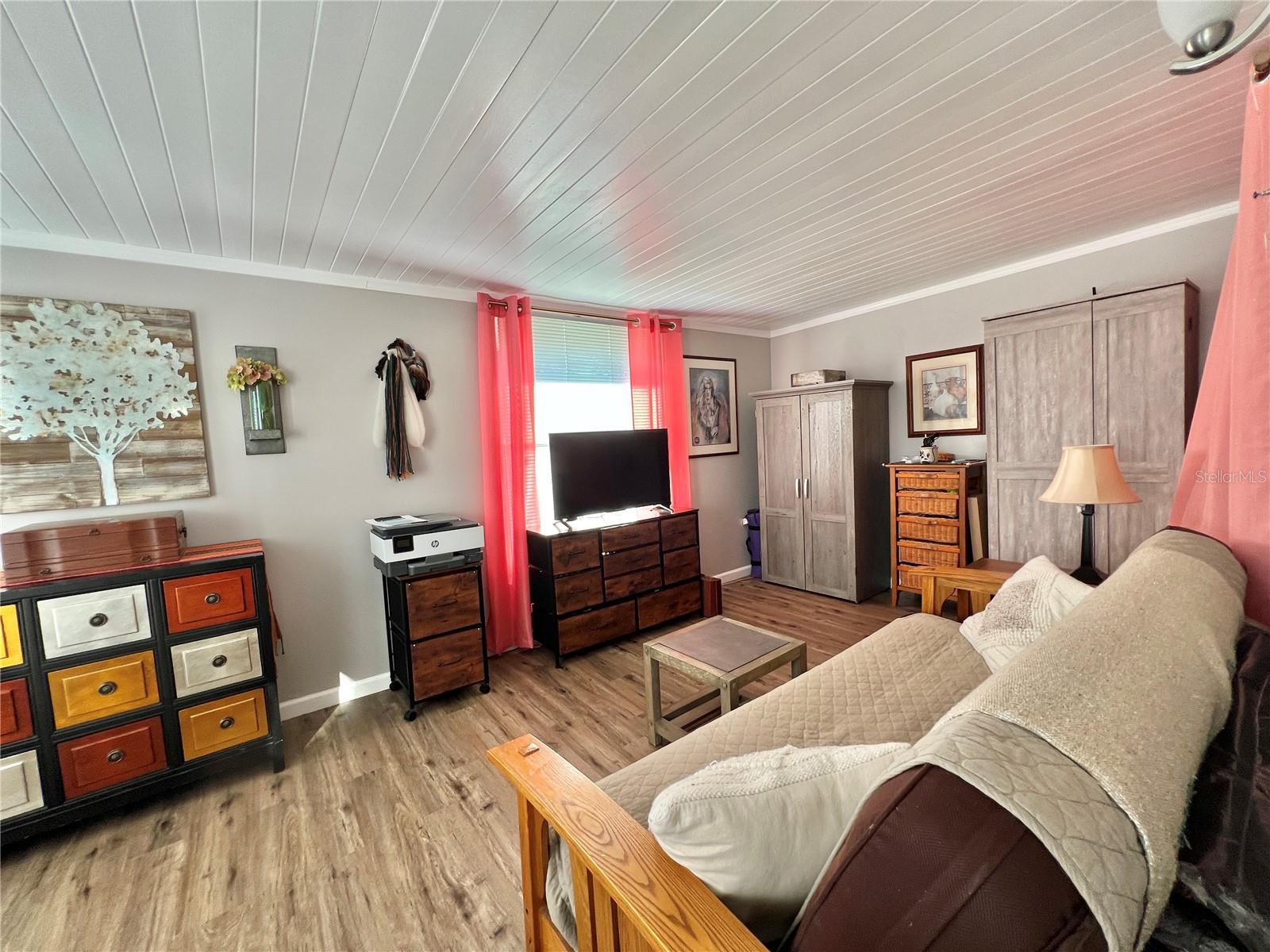 HAWTHORNE AT LEESBURG A COOP - Residential