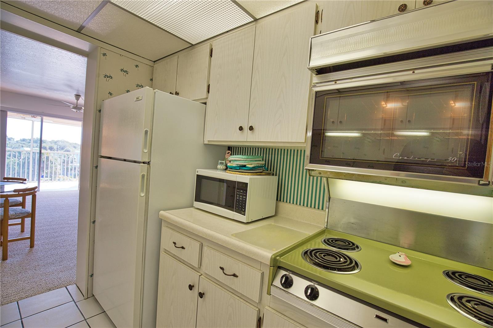 GULF POINT APARTMENTS - Residential