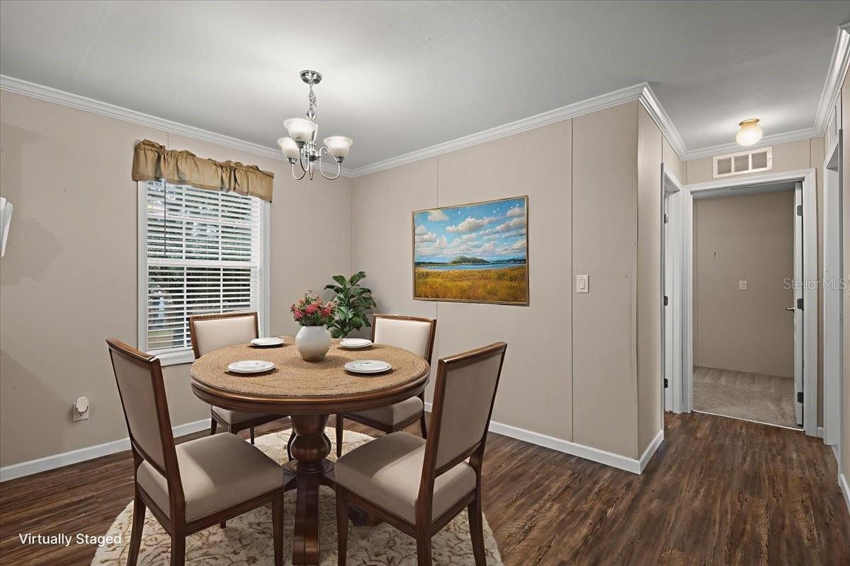 UNIVERSITY ESTATES - Residential