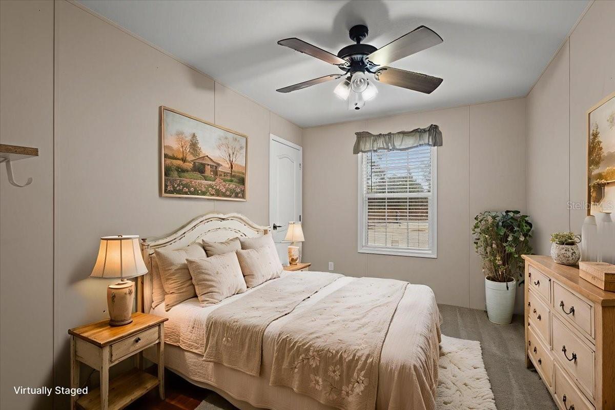 UNIVERSITY ESTATES - Residential