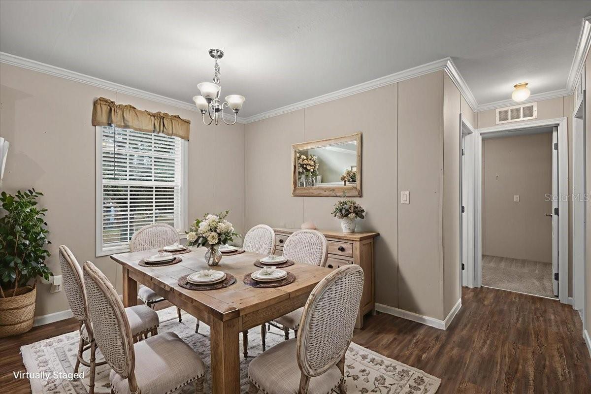 UNIVERSITY ESTATES - Residential