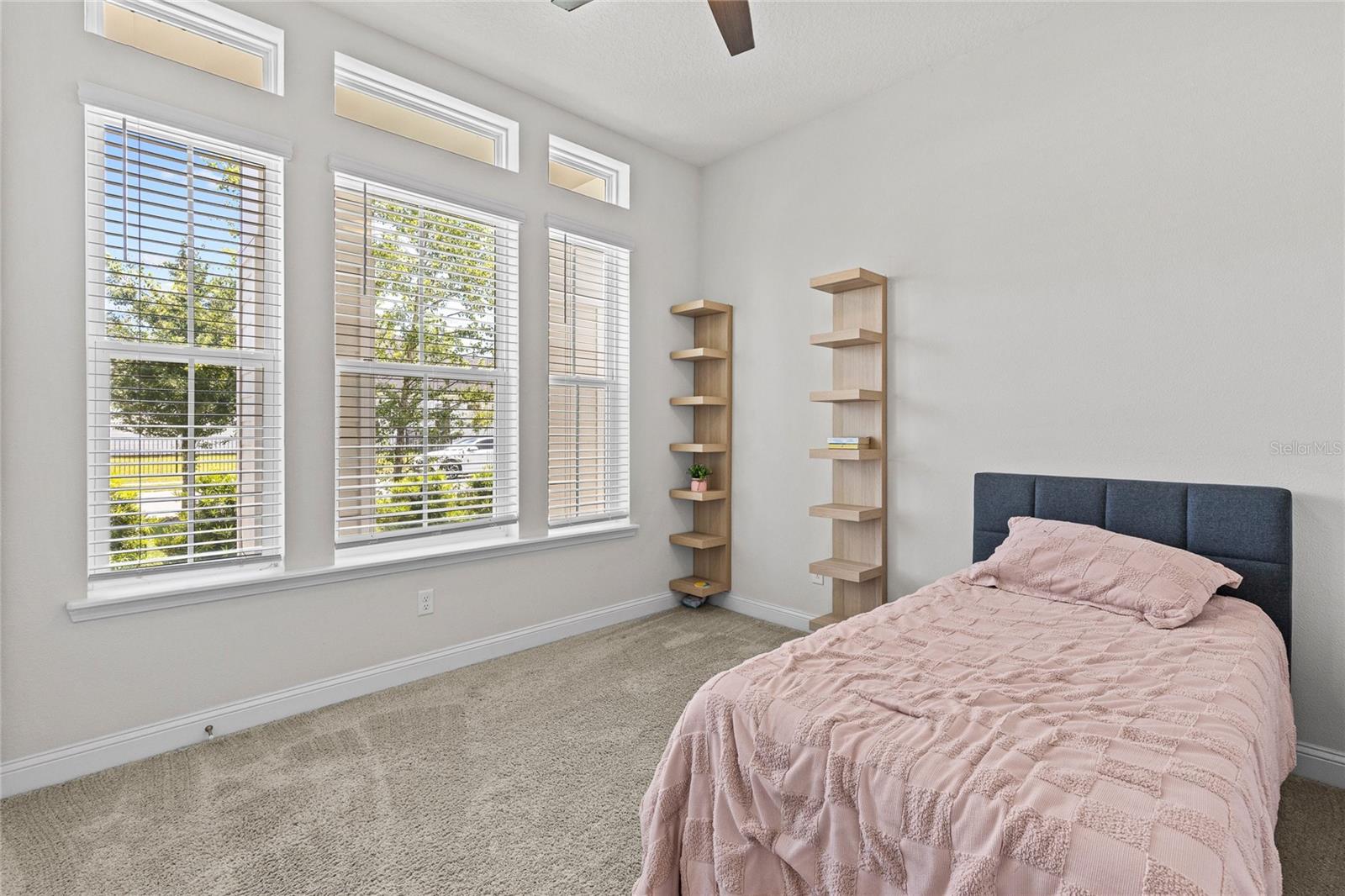 COURTNEY OAKS & COURTNEY CHASE - Residential