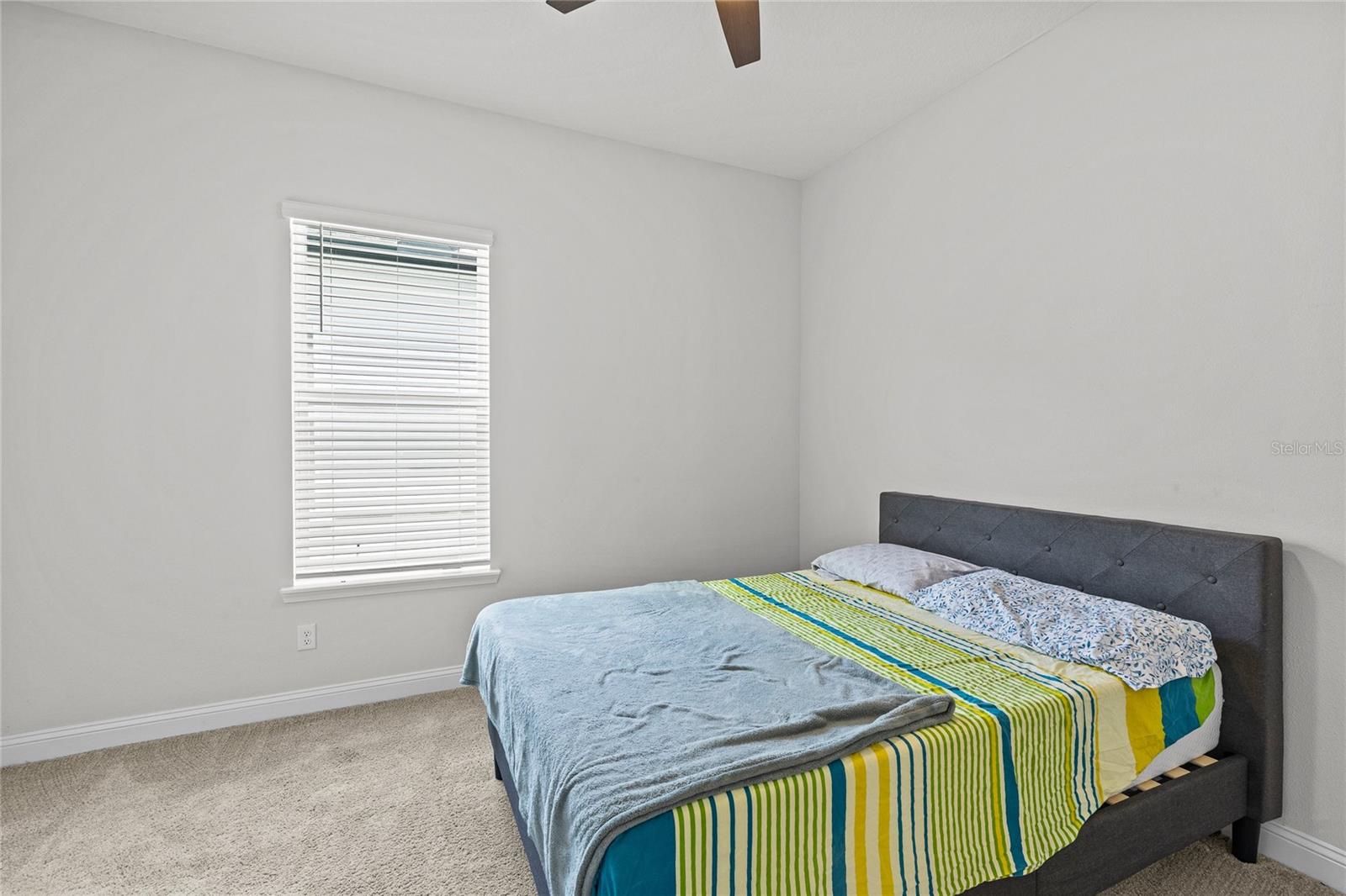 COURTNEY OAKS & COURTNEY CHASE - Residential