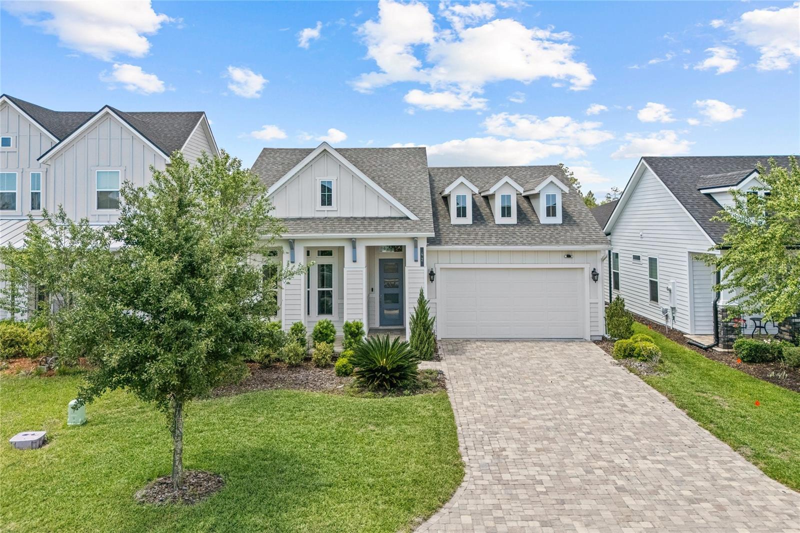 COURTNEY OAKS & COURTNEY CHASE - Residential