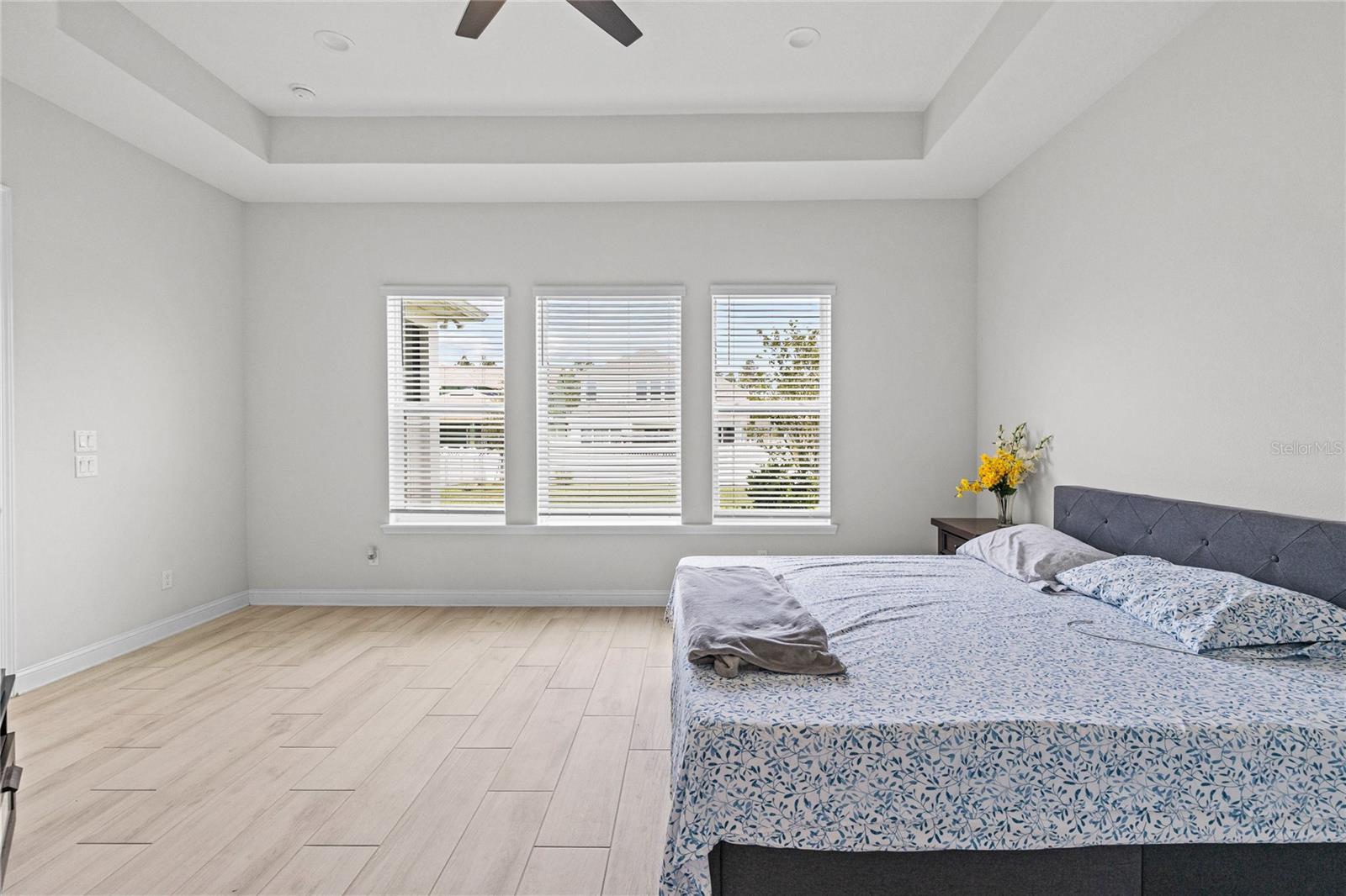 COURTNEY OAKS & COURTNEY CHASE - Residential