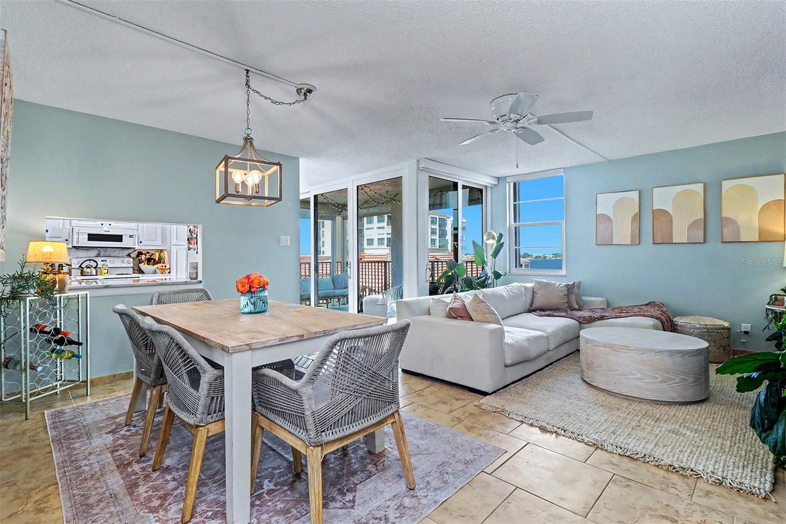 6145 SUN BOULEVARD 306