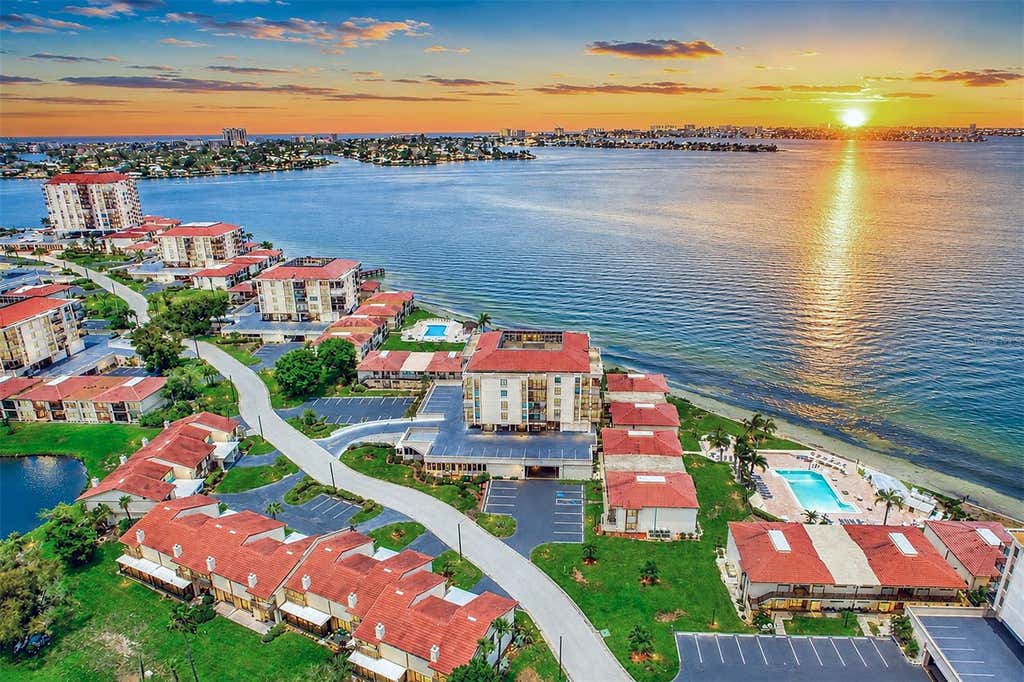 Photo of 6145 Sun Boulevard #306, St Petersburg, FL 33715 (MLS # TB8532909)