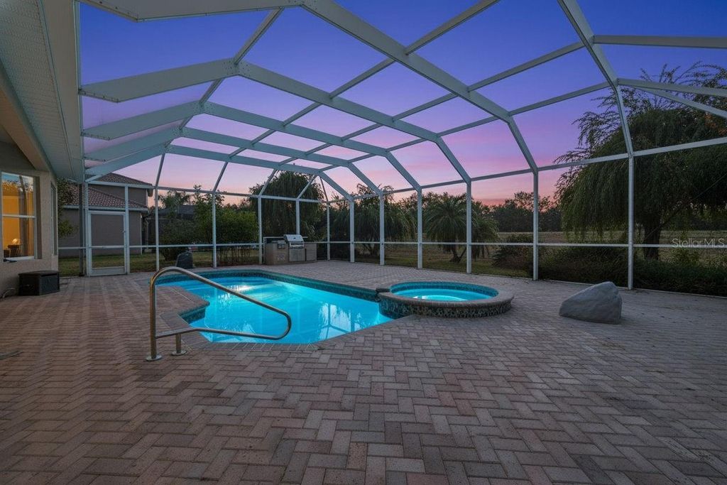 Photo of 244 Dove Trail, Bradenton, FL 34212 (MLS # A4672522)
